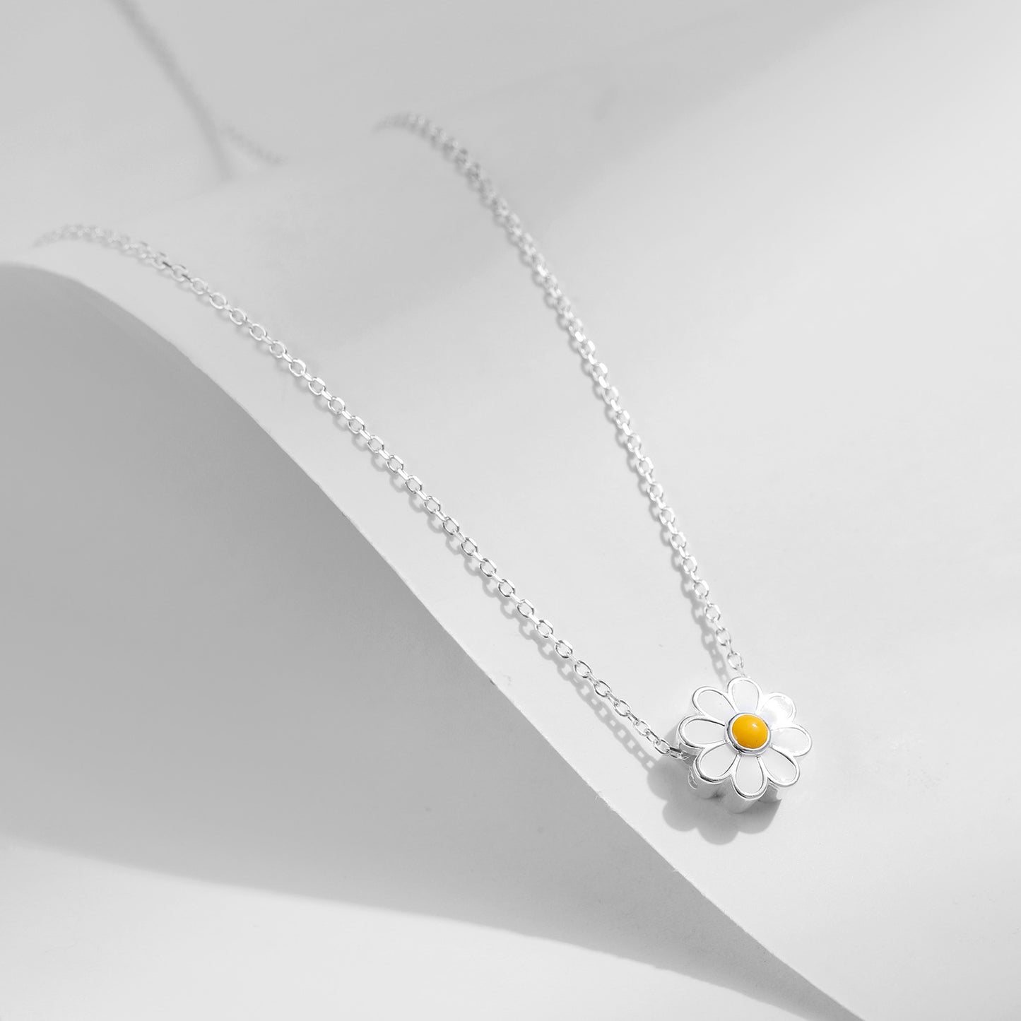 Sterling Silver Forest Daisy Necklace with Enamel Collar Chain for Women