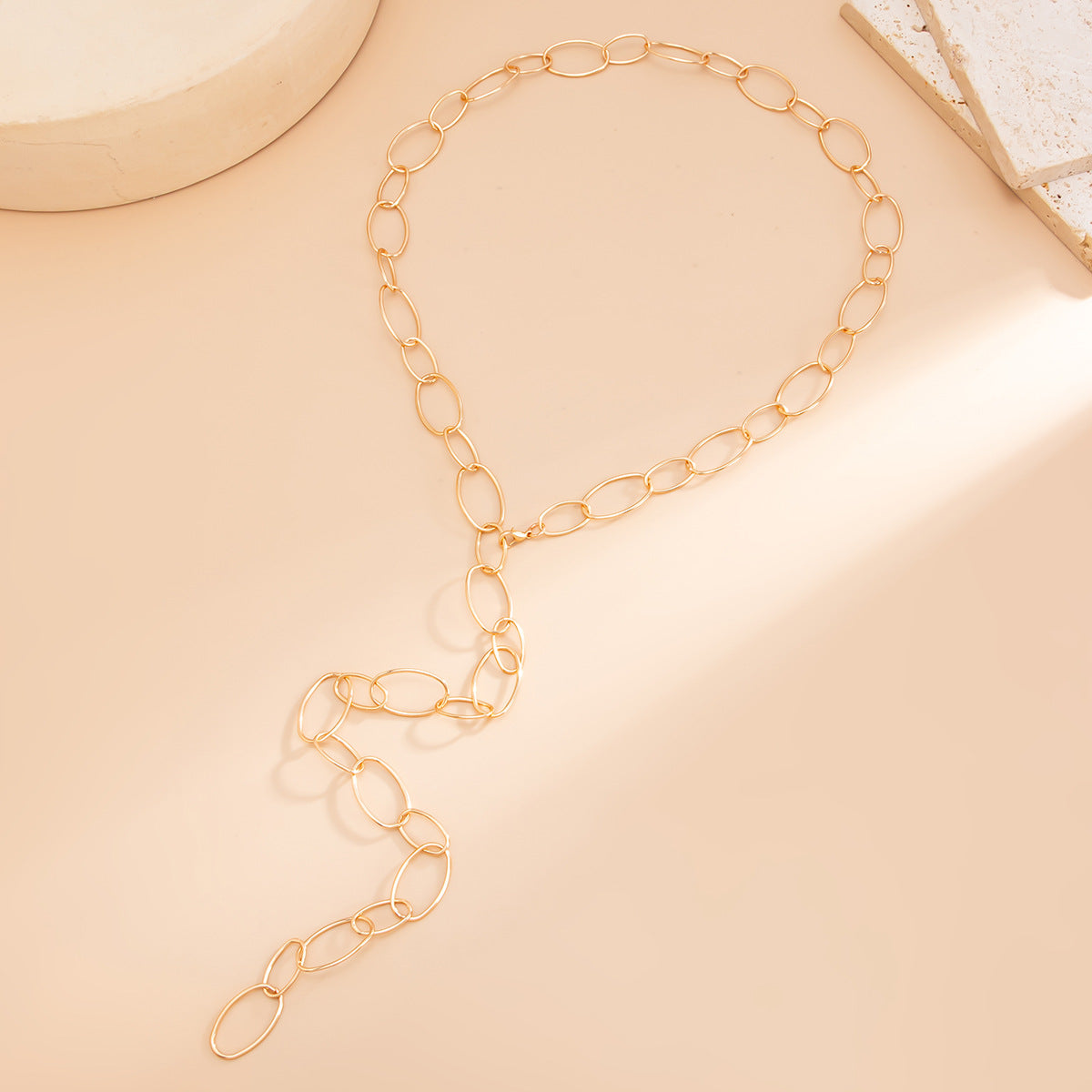 Hollow O-Ring Y-Shaped Fringe Necklace