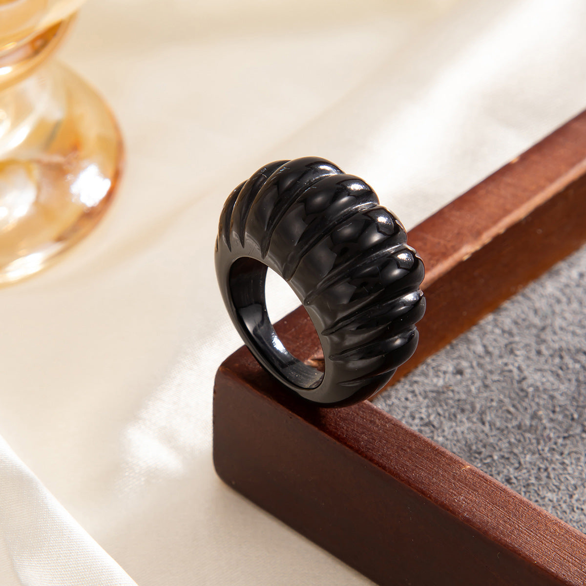 Planderful Resin Ring Vienna Verve Retro Color Striped Wide Face Bold Statement Jewelry For Trendsetters