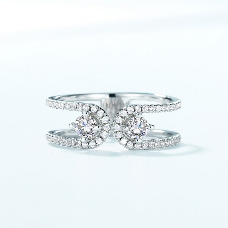 Planderful Classic Moissanite Sterling Silver Ring – Style 4