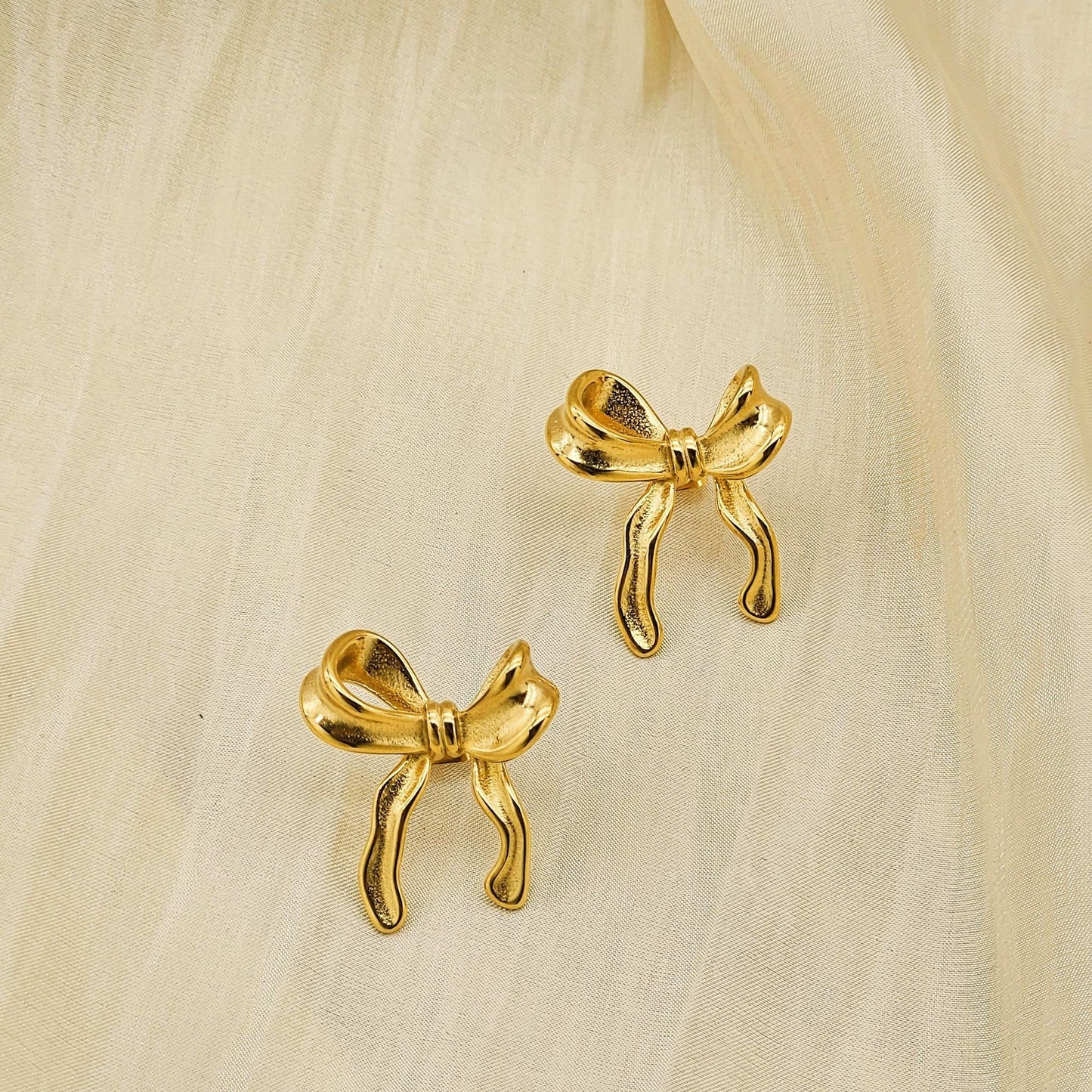 Planderful Ribbon Bow Stainless Steel Stud Earrings Gold Plated For Women Premium Versatile Statement