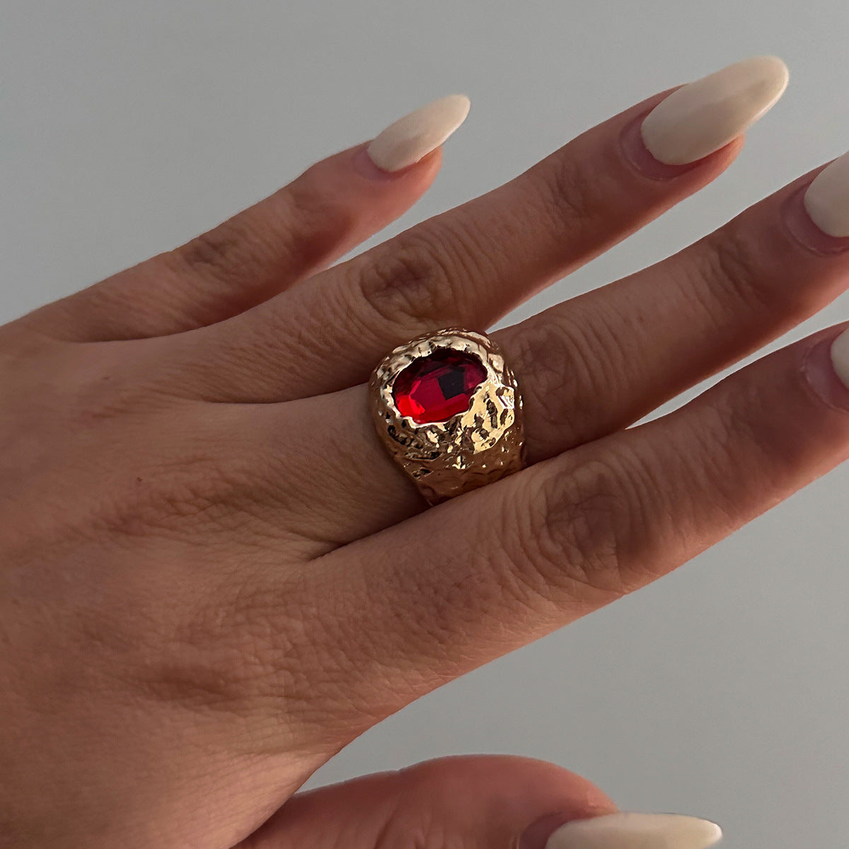 Planderful Vienna Verve Ring – Exaggerated Punk Geometric Design