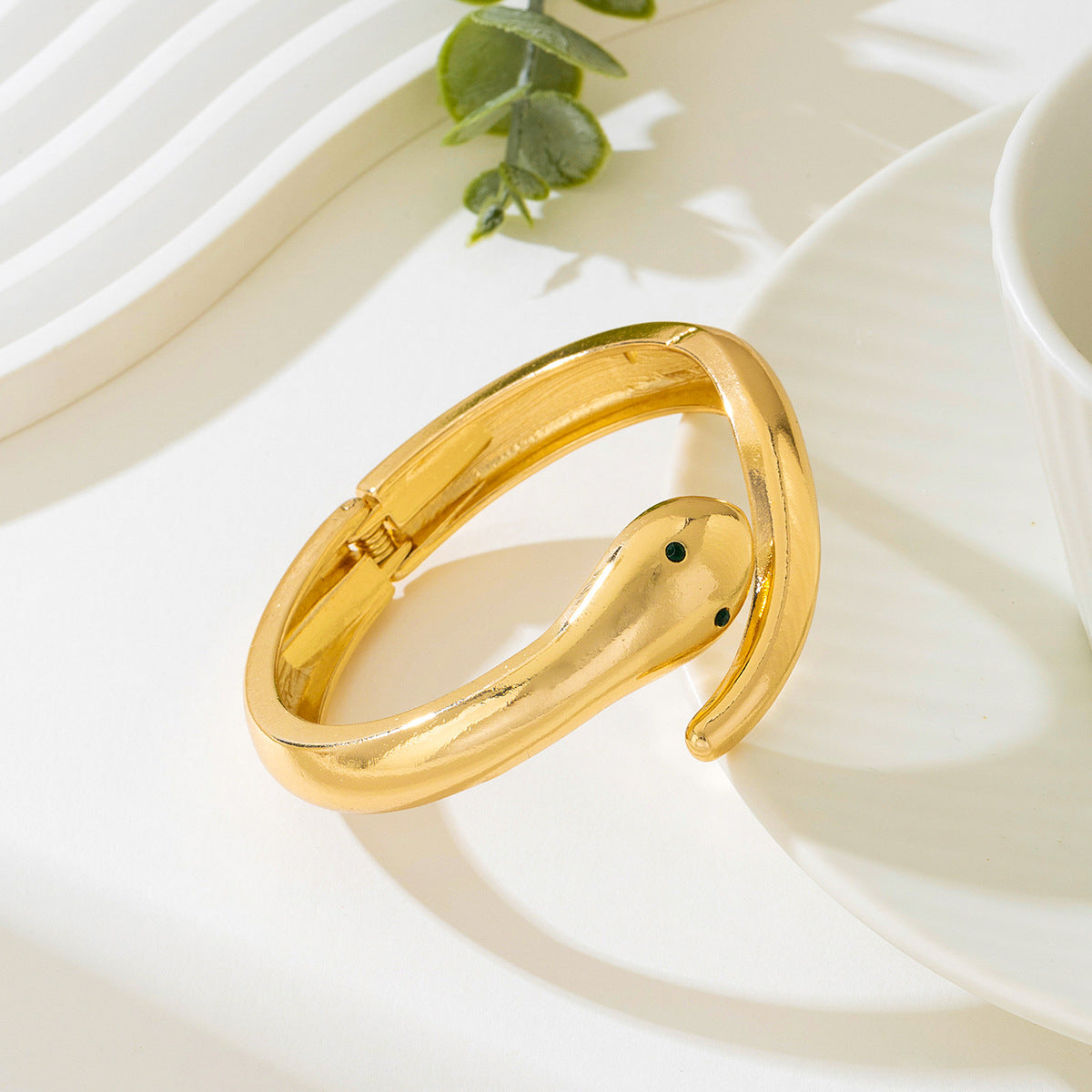 Planderful Vienna Verve Jewelry Set – Fashionable Metal Snake Design