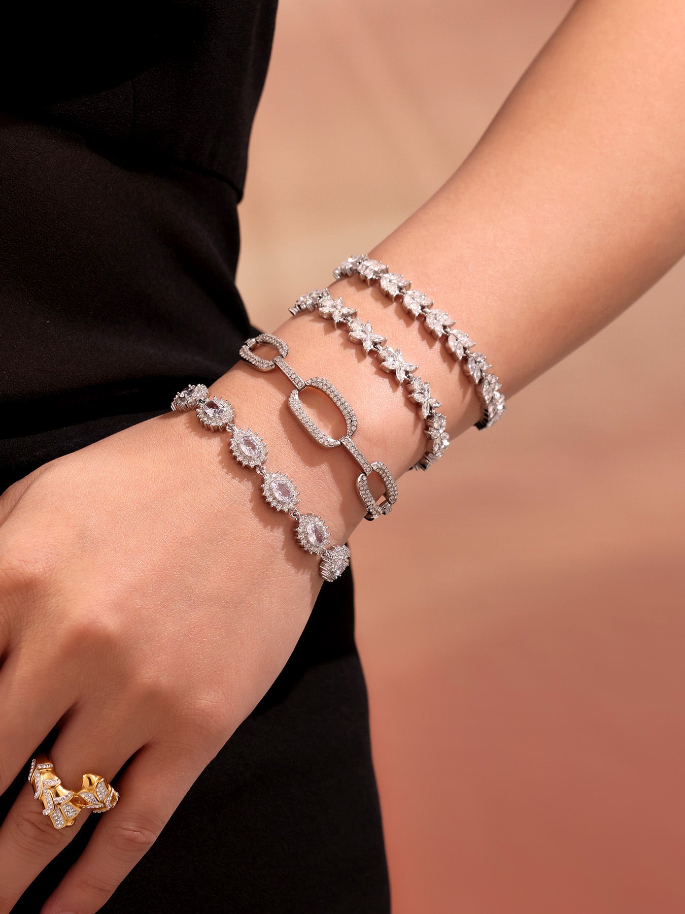 Planderful Everyday Zircon Four Leaf Stainless Bracelet Gift