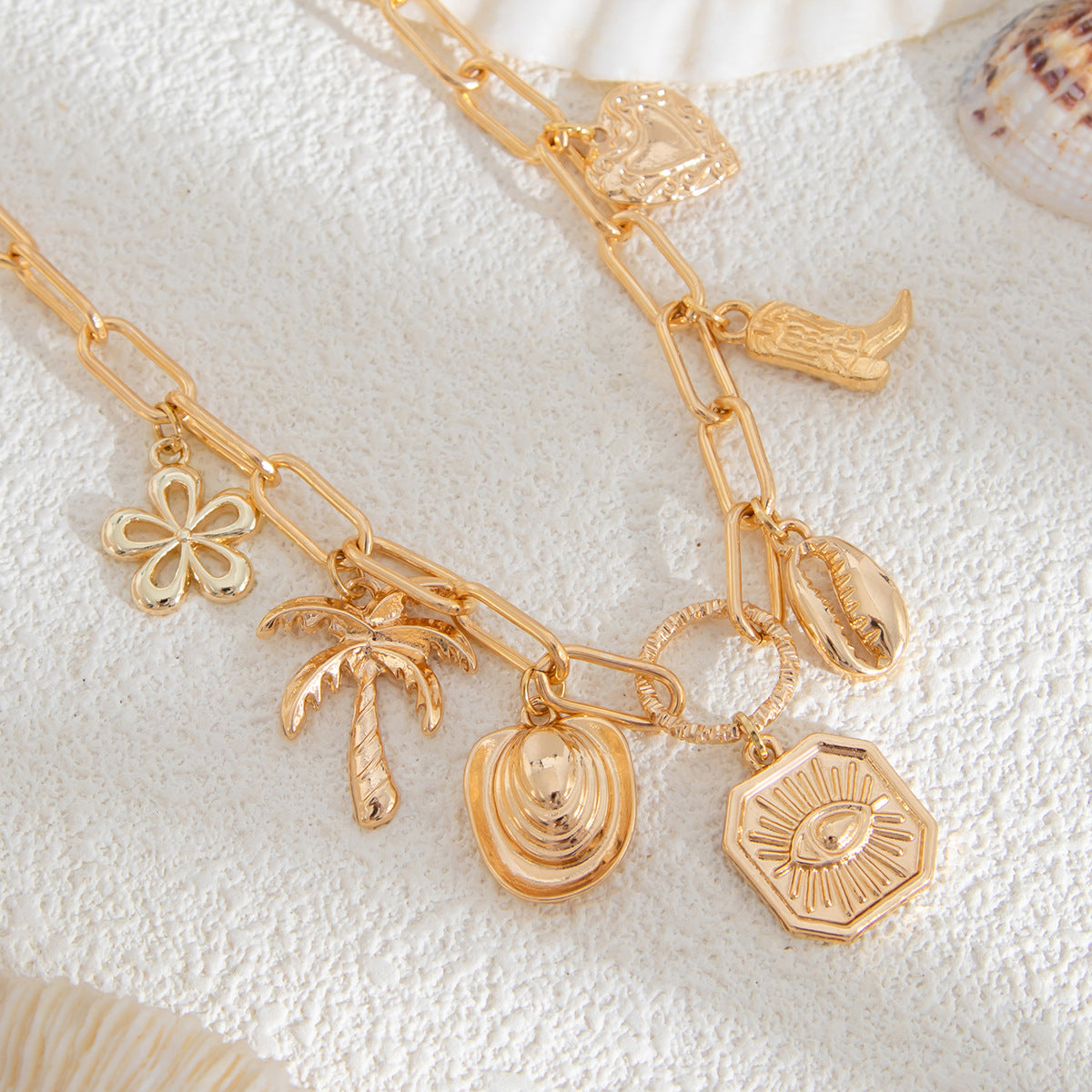 Planderful Vienna Verve Necklace – Personalized Multi-Flower Pearl Design