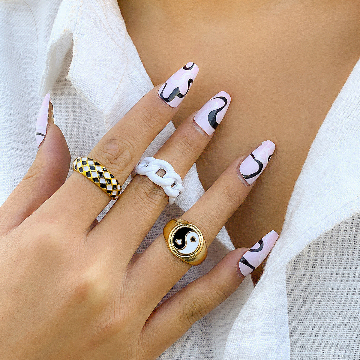 Innovative Vienna Verve Alloy Ring for Women with Adjustable Opening