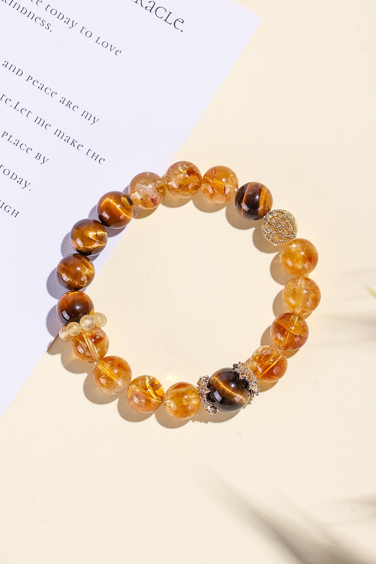 Planderful Fortune's Favor Bracelet – Premium Natural Crystal Beads