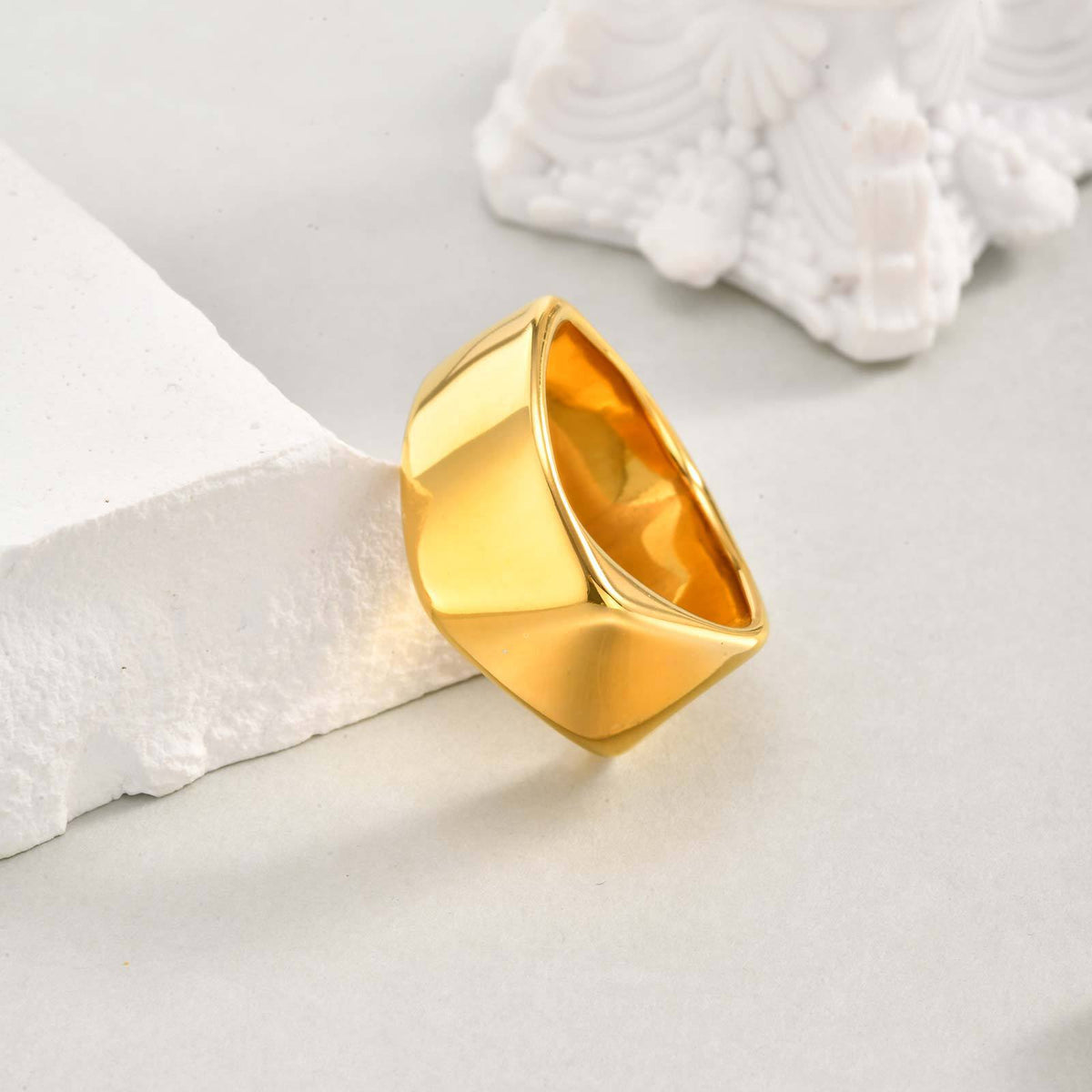 Titanium Steel Women's Ring Stainless Steel Plated Gold All-Light Geometric