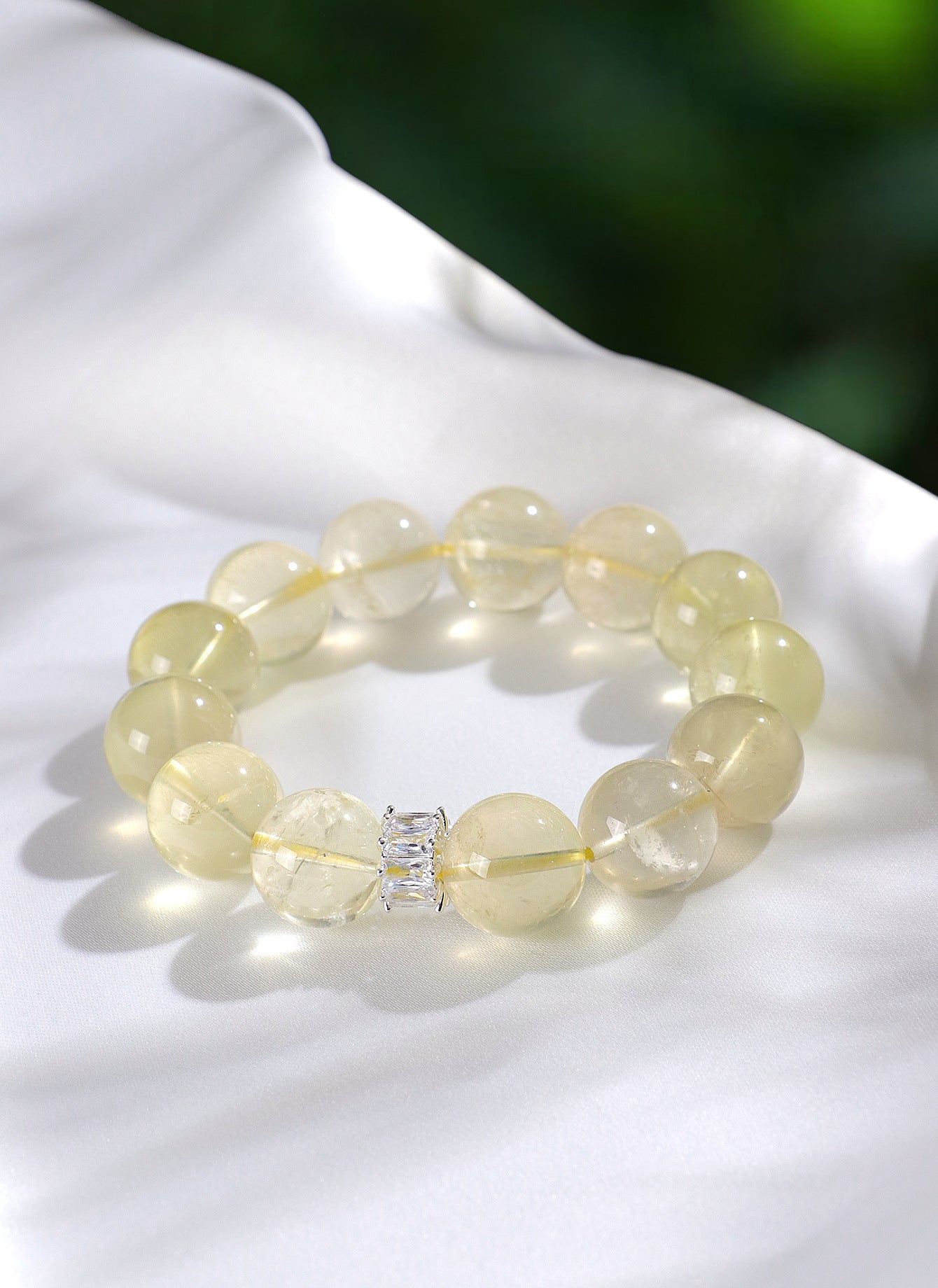 Planderful Fortune's Favor Bracelet – High-Quality Natural Lemon Crystal