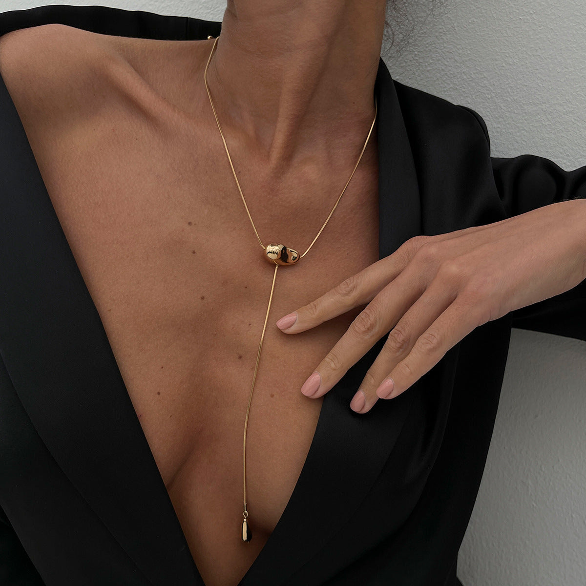 Planderful Vienna Verve Necklace – Elegant Irregular Geometric Design