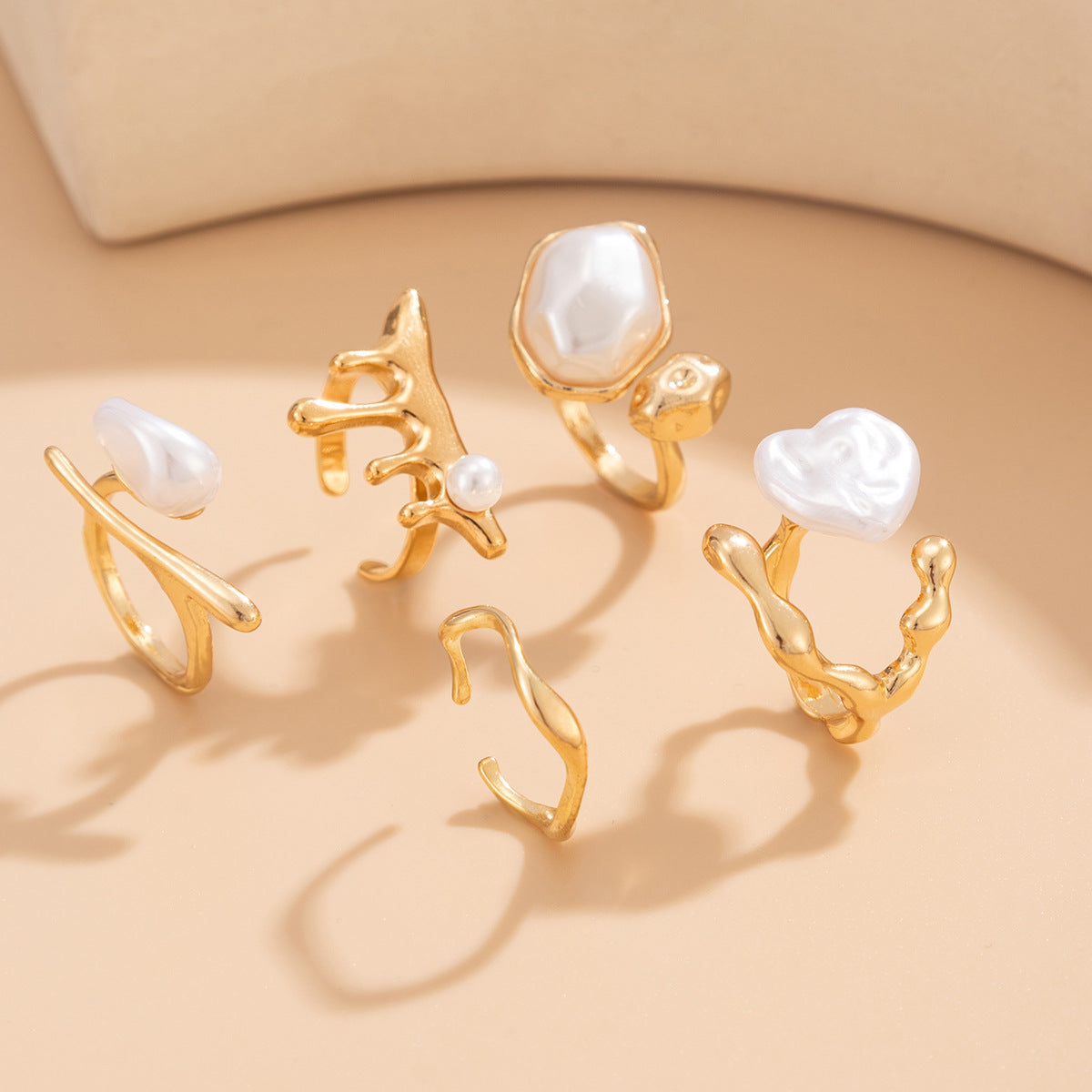 Planderful Imitation Pearl Ring Retro Baroque Statement Jewelry For Women Elegant Vintage Inspired