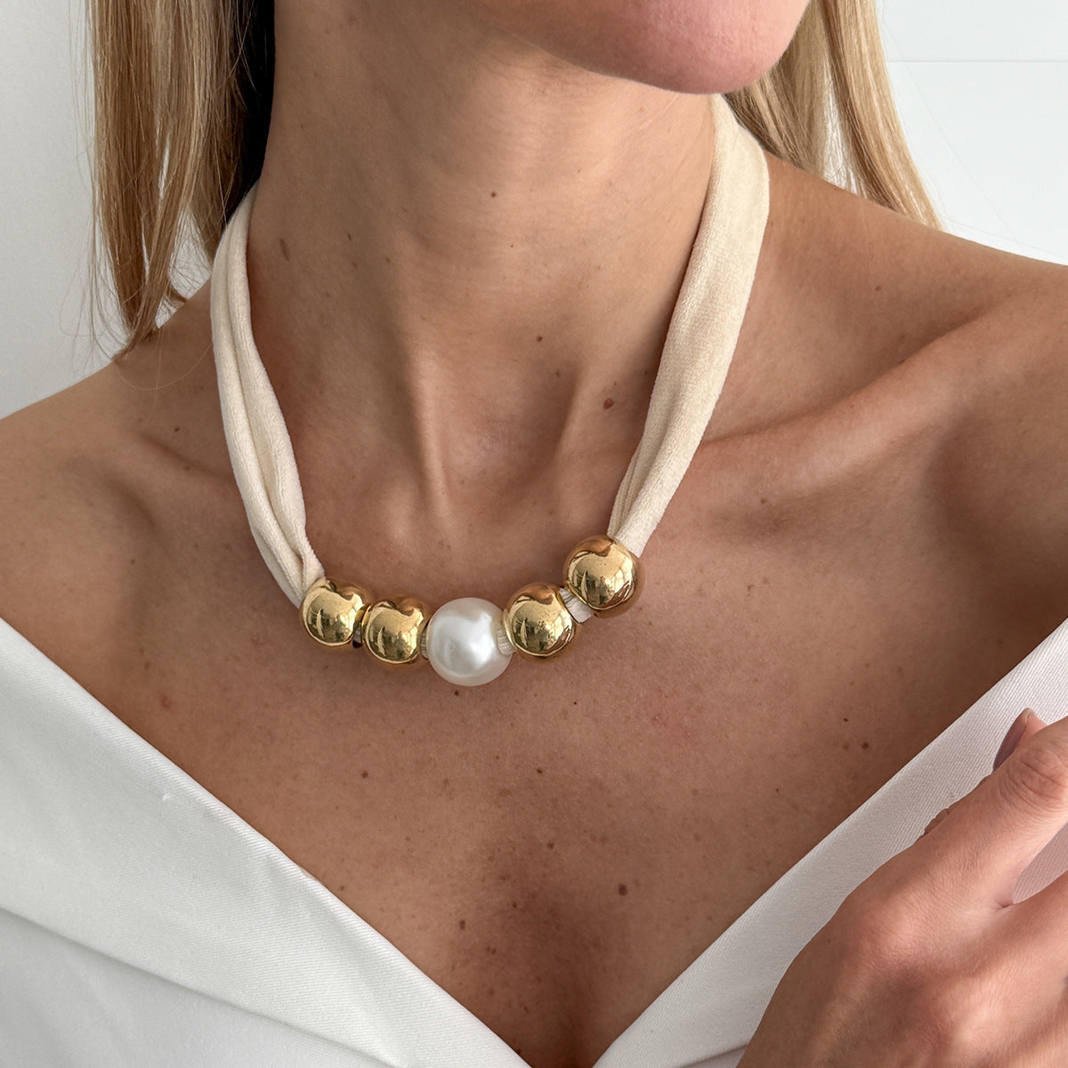 Knotted Fabric Pearl Bead Necklace