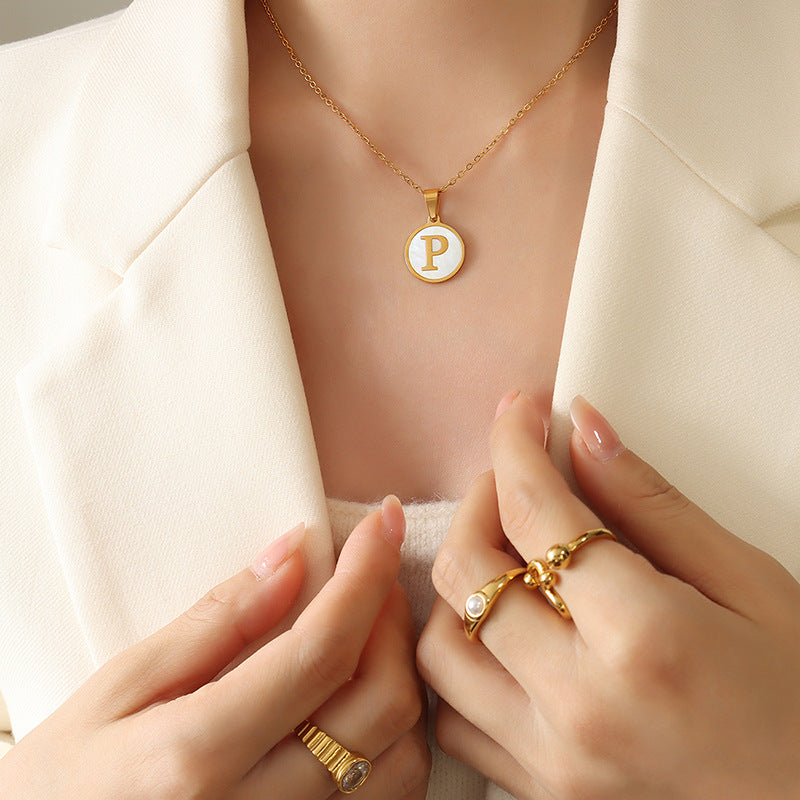 Stylish White Sea Shell Round Necklace with Metal Chain