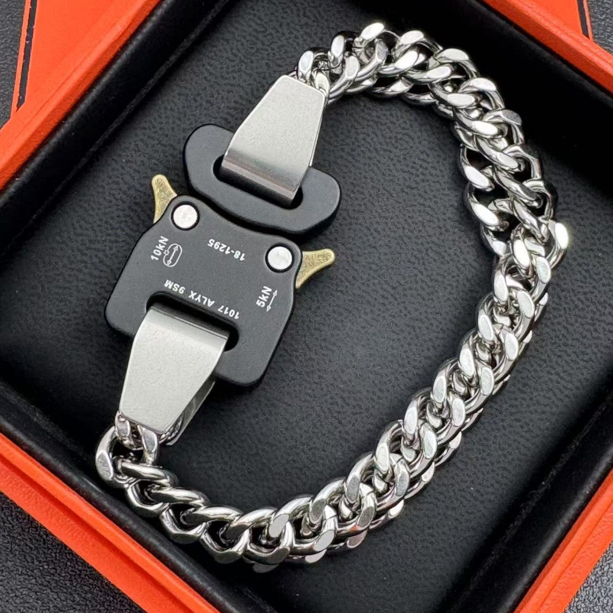 Planderful Jewelry Steel Lock Chain Necklace For Men Hip Hop Street Style Premium