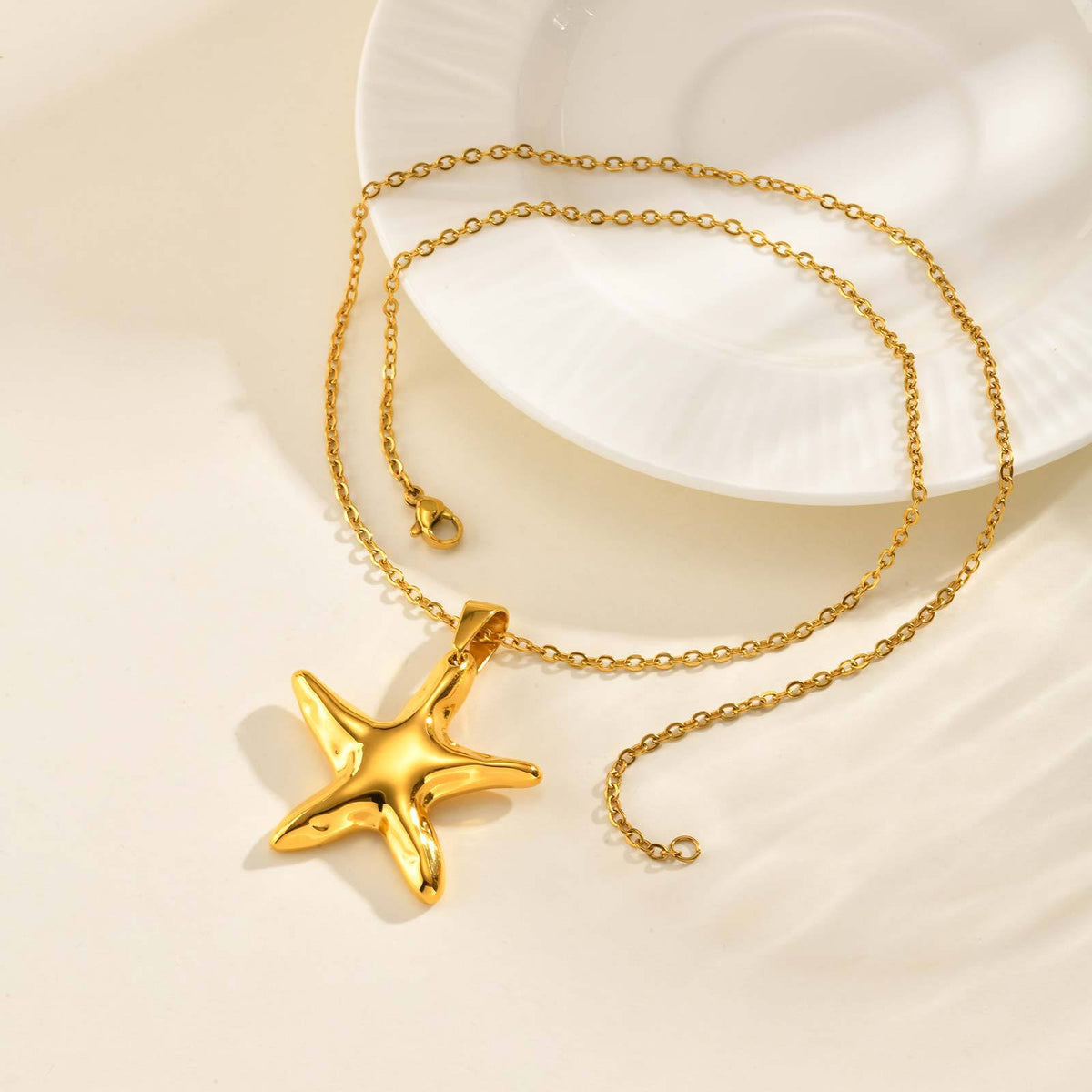 Ocean Wind Stainless Steel Gold Plated Starfish Pendant Necklace Seaside Holiday