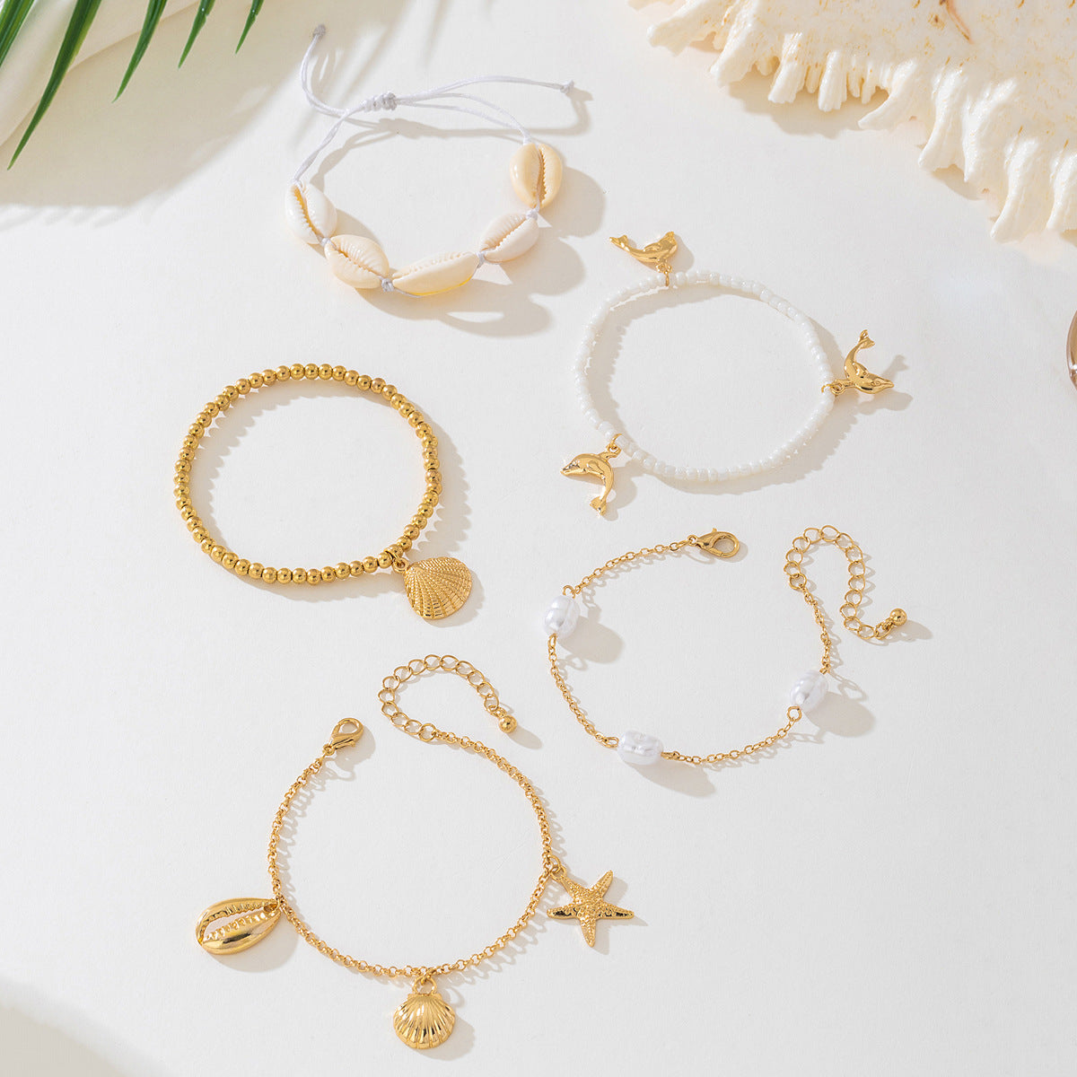Planderful Vienna Verve Bracelet Set – Stylish 5-Piece Shell Design
