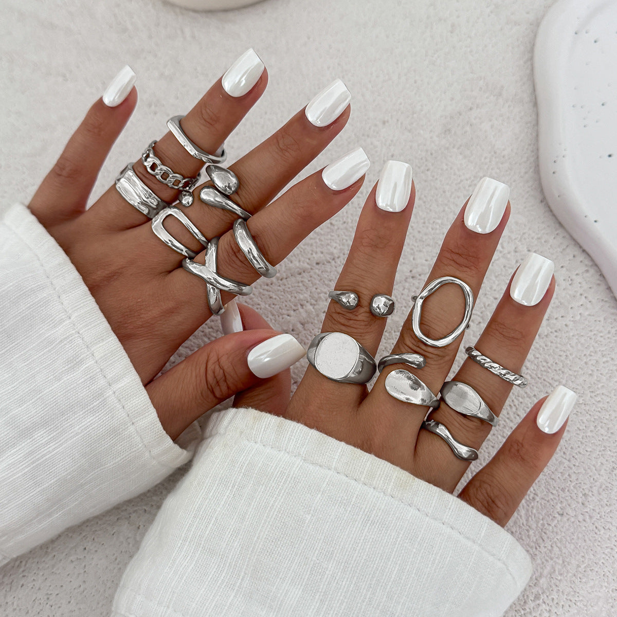 Planderful Vienna Verve Geometric Ring With Liquid Joint Design For Women Modern Minimal Metal Jewelry