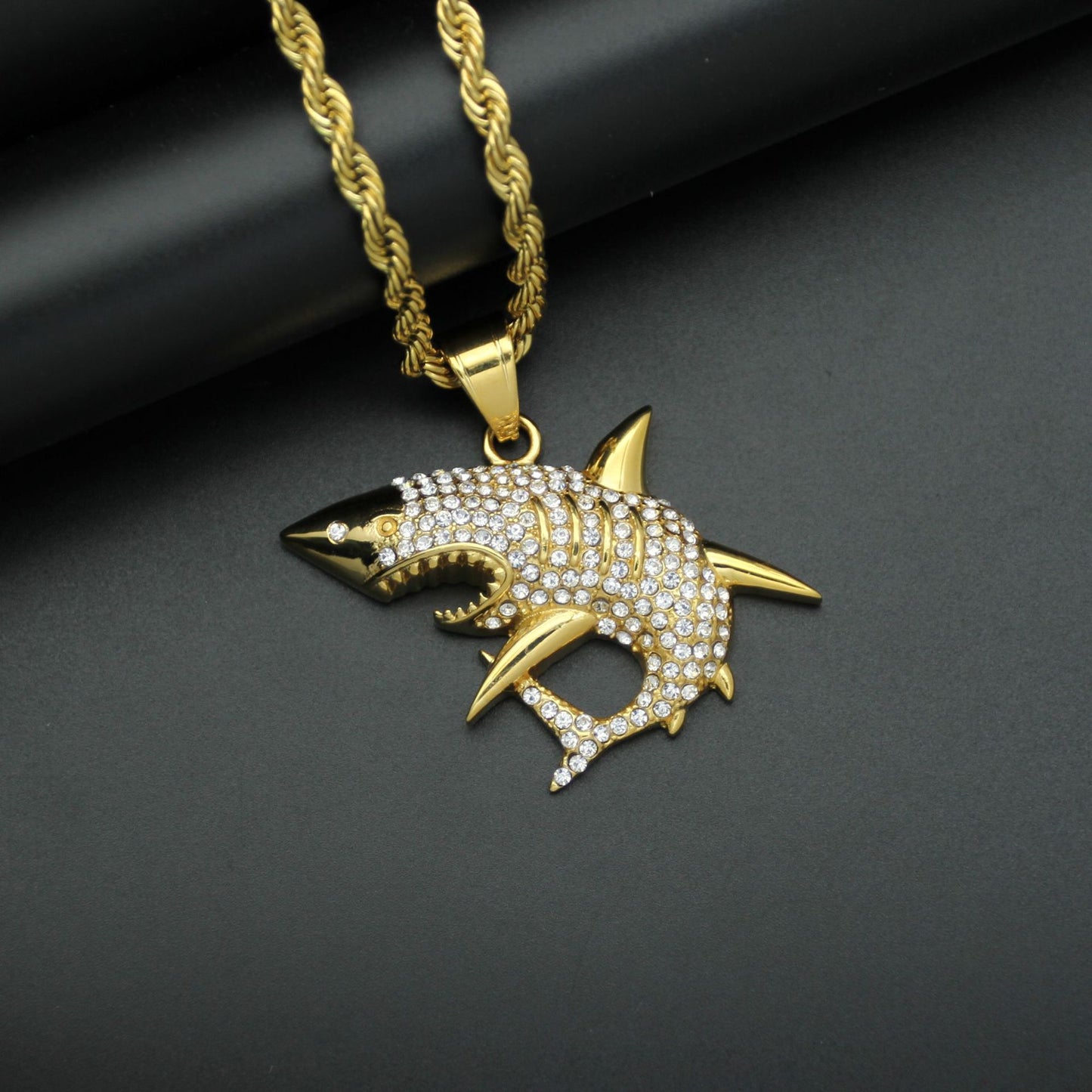 Planderful Titanium Steel Zircon Shark Pendant Unisex Hip Hop Jewelry Statement Accessory