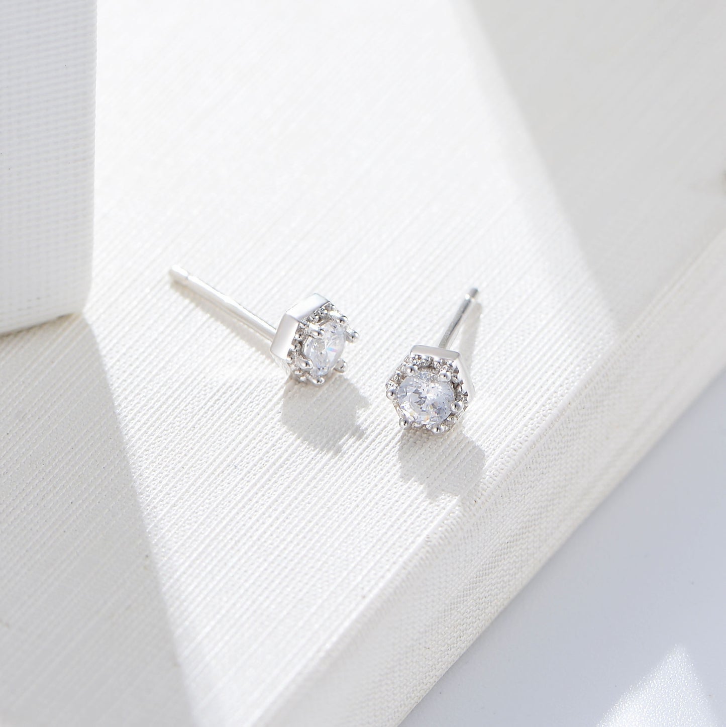 S925 Sterling Silver Versatile Geometric Hexagonal Single Zircon Stud Earrings Silver Jewelry