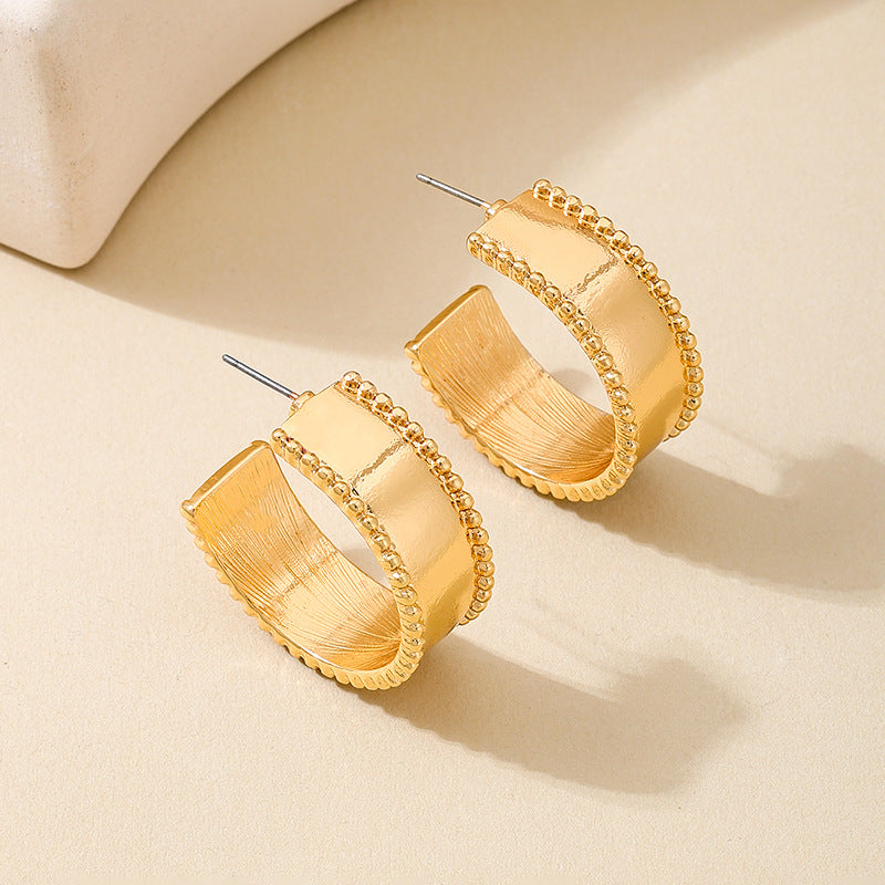 Planderful Vienna Verve Earrings – Fashionable Retro Design