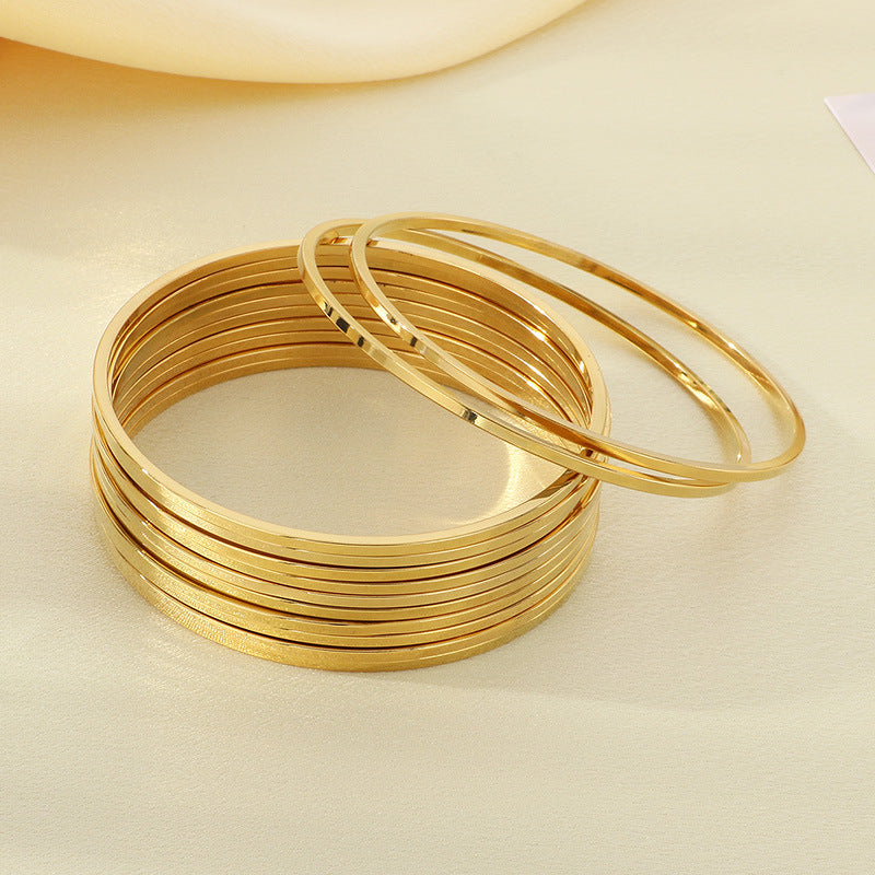 18k Vacuum Gold-Plated Straight-Facing 2mm Wide Square Line Bracelet – Stainless Steel