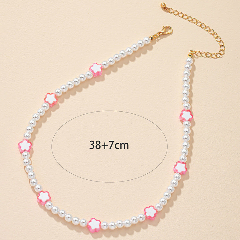 Opulent Parisian Style Pearl Flower Necklace with Chic Collarbone Chain