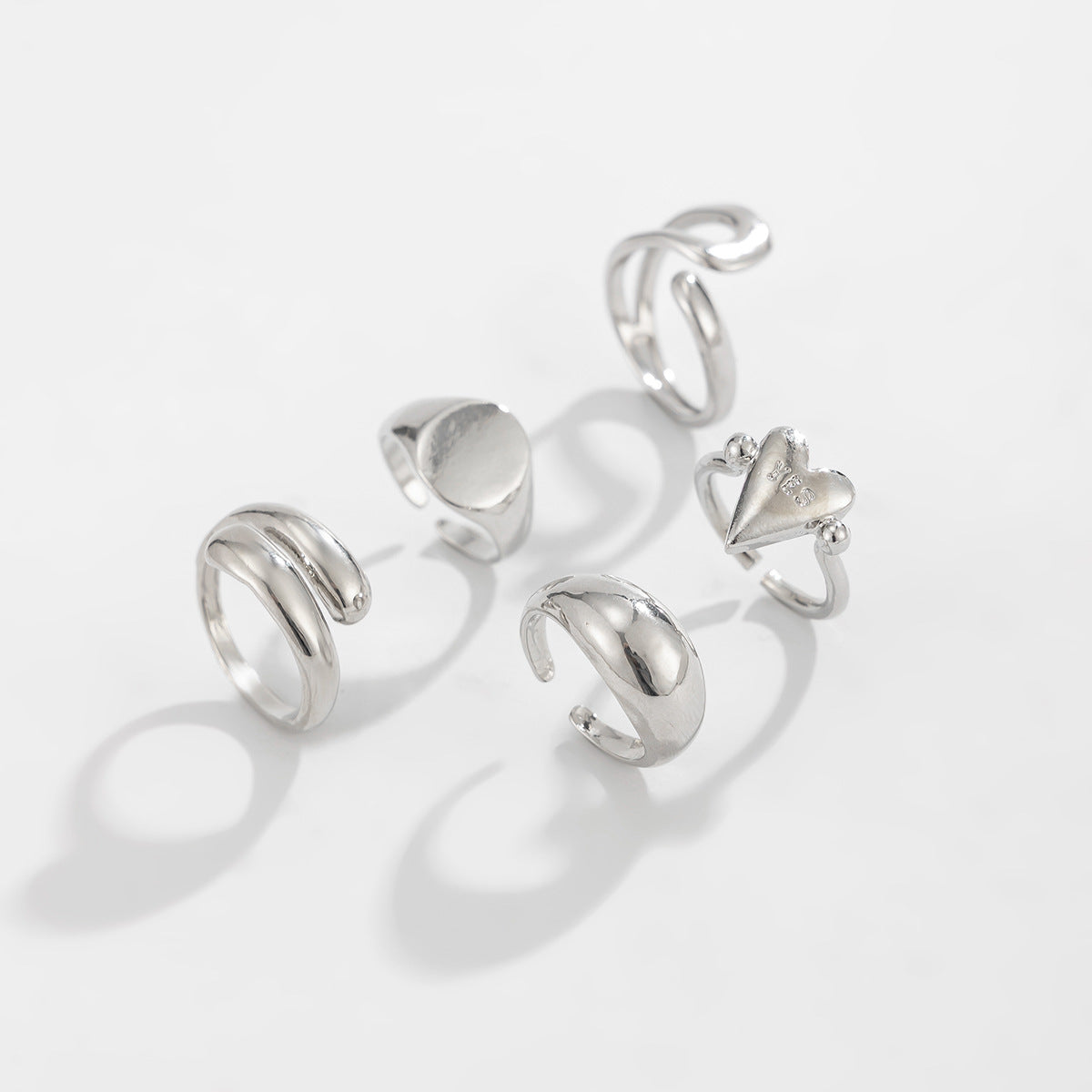 Planderful Vienna Verve Love Shape Ring For Women Open Hollow Ring Design Statement Jewelry