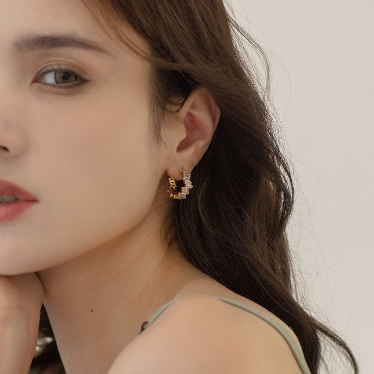 S925 Sterling Silver Gold-Plated Geometric Stud Earrings