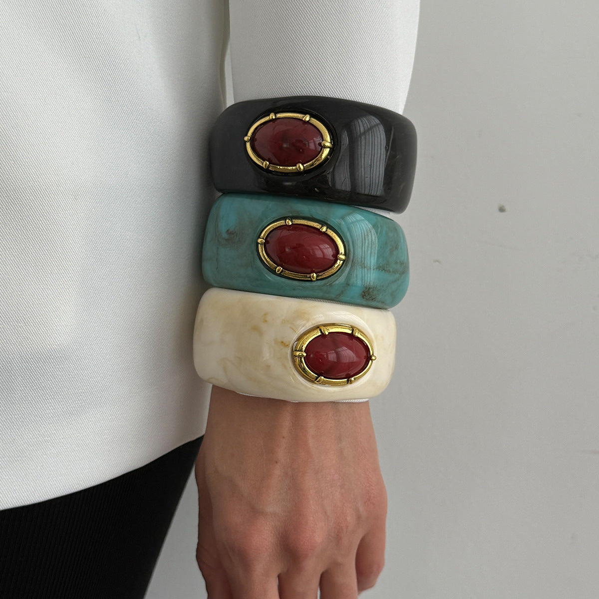 Planderful Bohemian Turquoise Resin Wide Bracelet Microinlaid Irregular Inlay Vienna Verve Statement Jewelry For Women