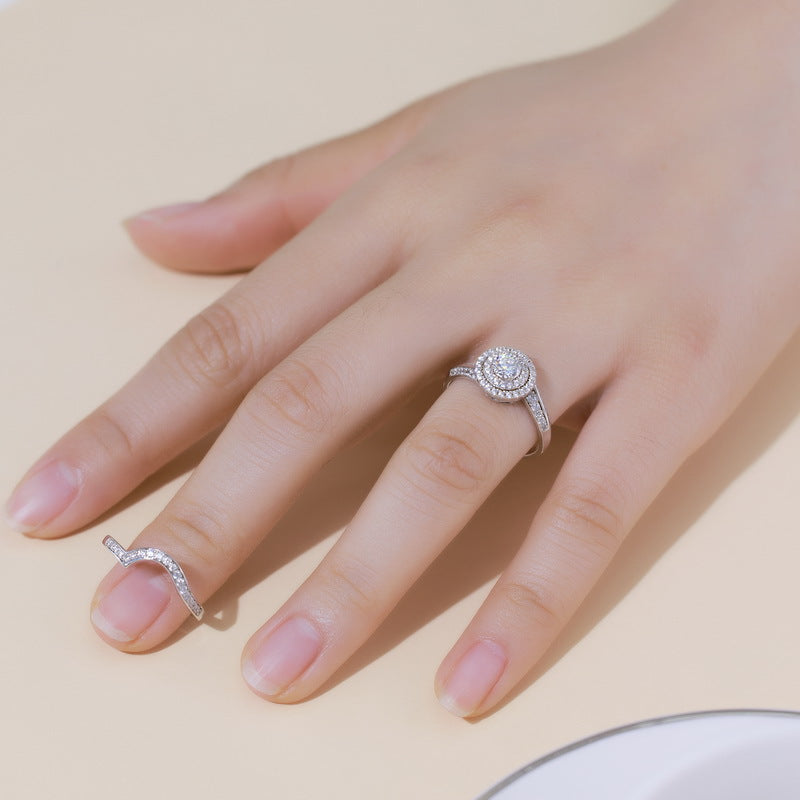 Planderful Twist Moissanite Sterling Silver Ring – 4.5 × 4.5 mm, 0.3 ct