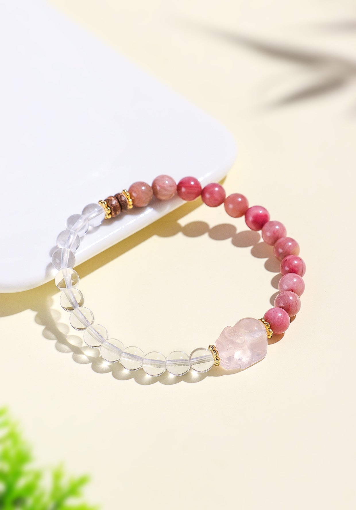 Planderful Fortune's Favor Bracelet – Elegant Natural Rose Stone Design