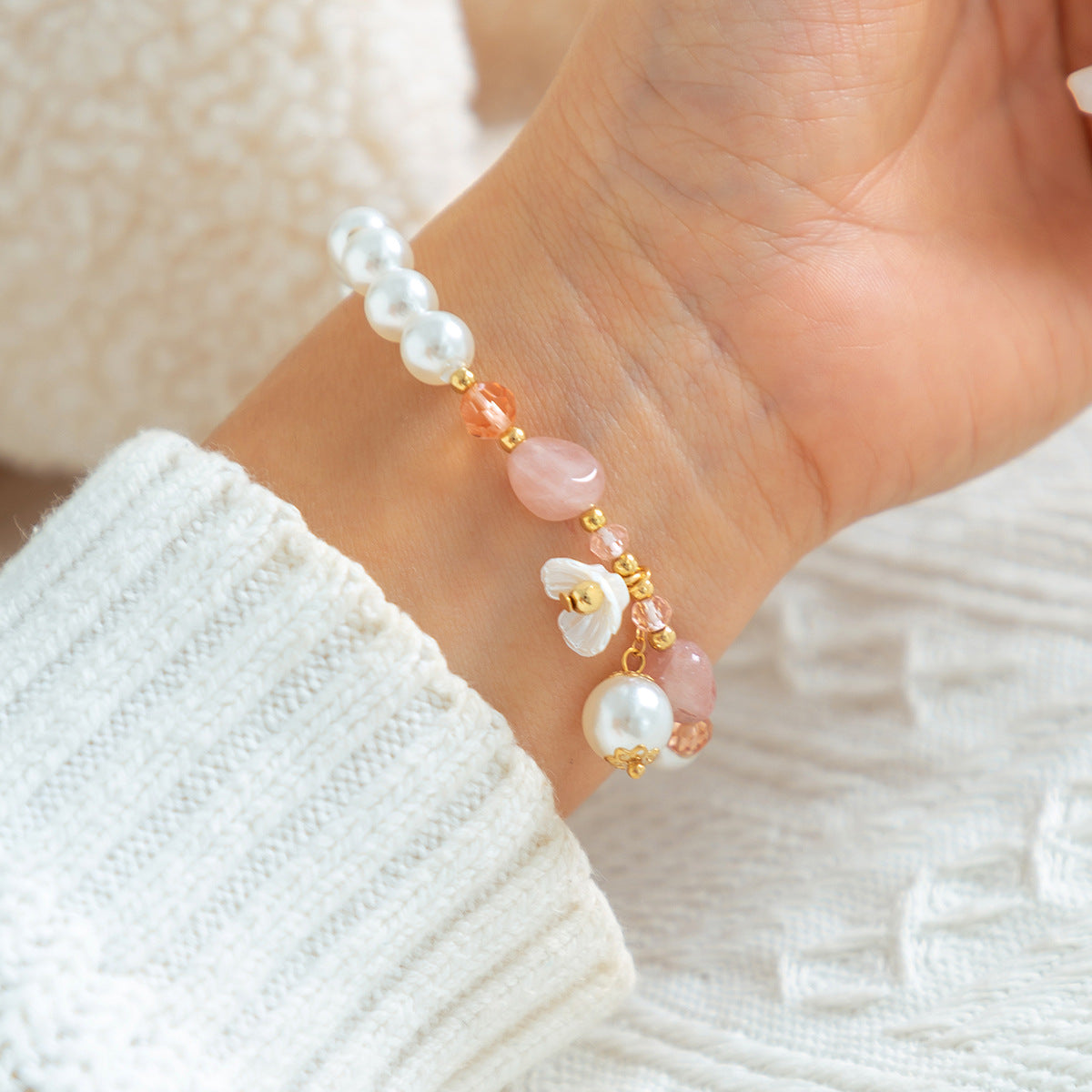 Planderful Vienna Verve Crystal Butterfly Bracelet For Women Elegant Beaded Elastic Jewelry