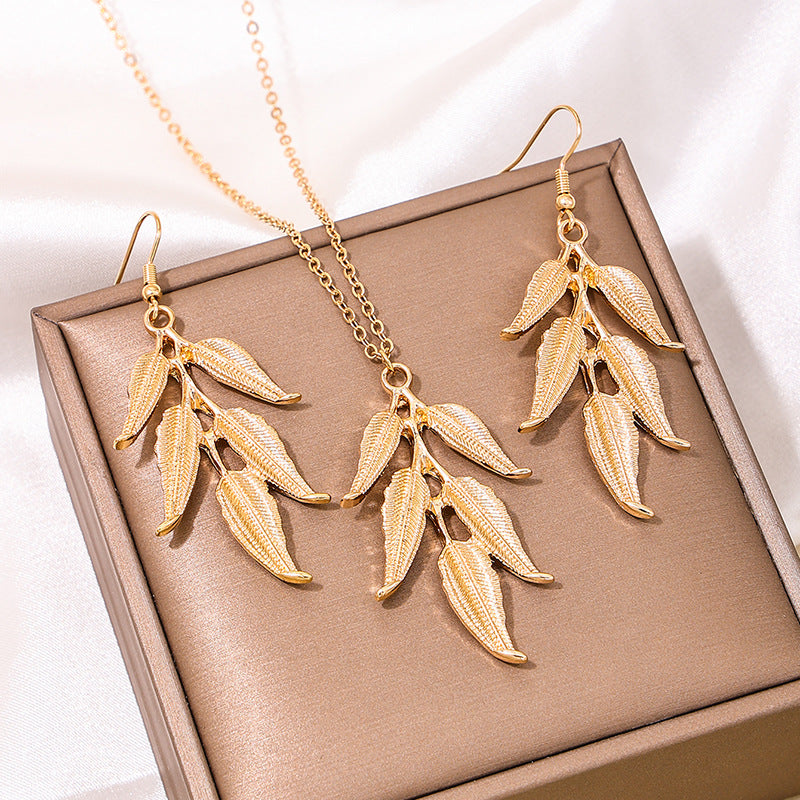 Retro Leaf Tassel Necklace and Earrings Jewelry Set