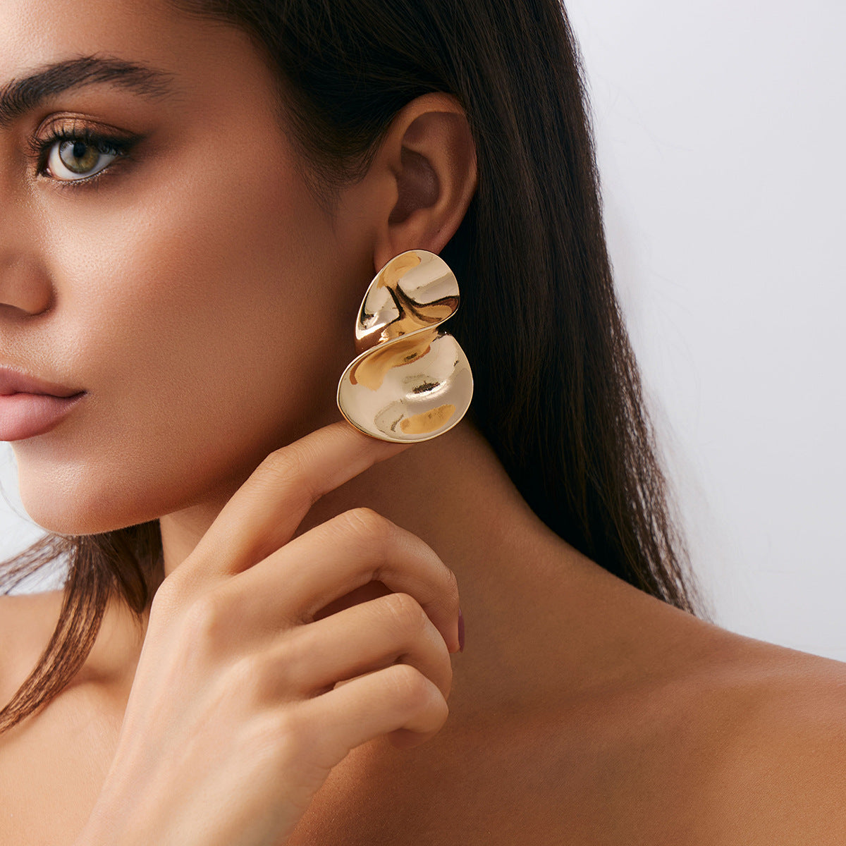 Geometric Twist Flower Stud Earrings Planderful For Women Metallic Statement Jewelry