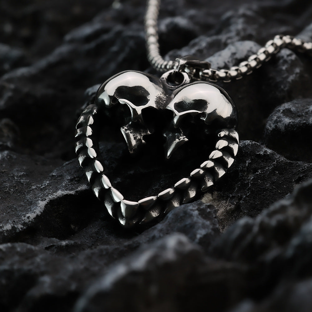 European And American Necklace Jewelry Retro Love Skull Men's Pendant Necklace