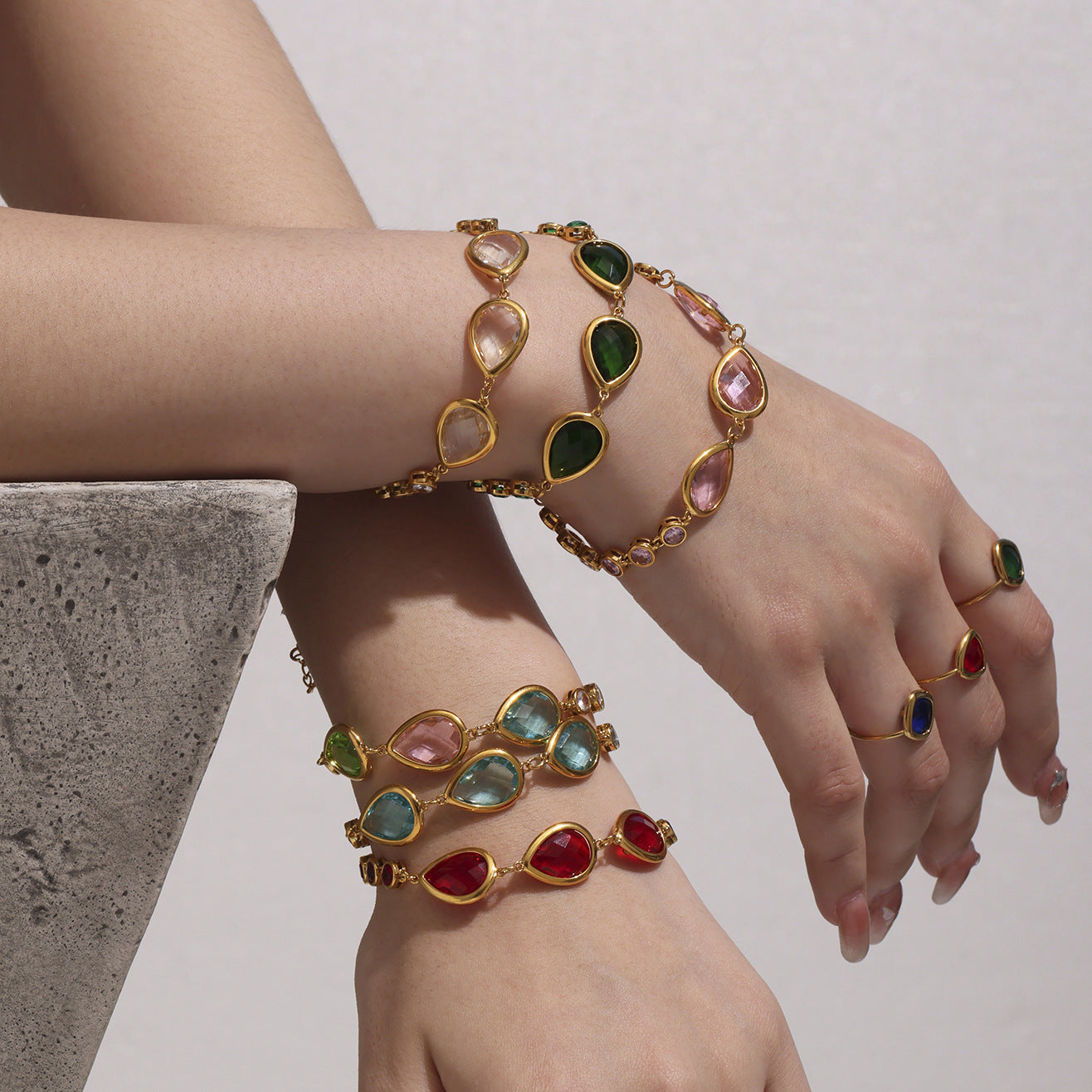 Planderful Czech Glass Drop Bracelet Women Light Luxury