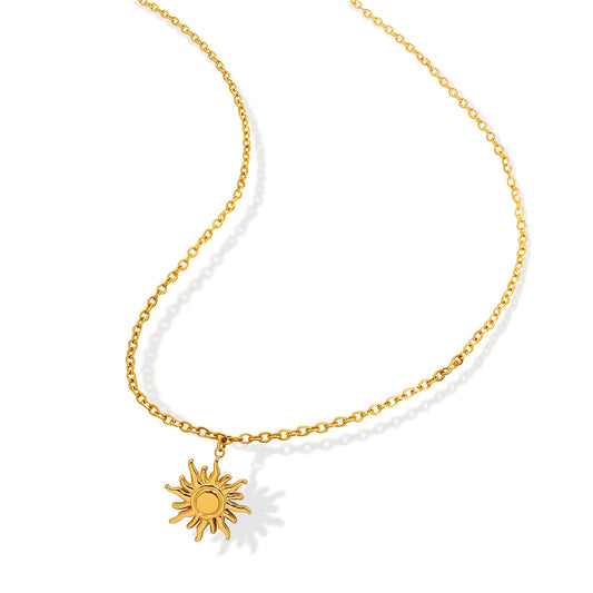 Luxurious 18K Gold-Plated Clavicle Chain Necklace with Sun Pendant