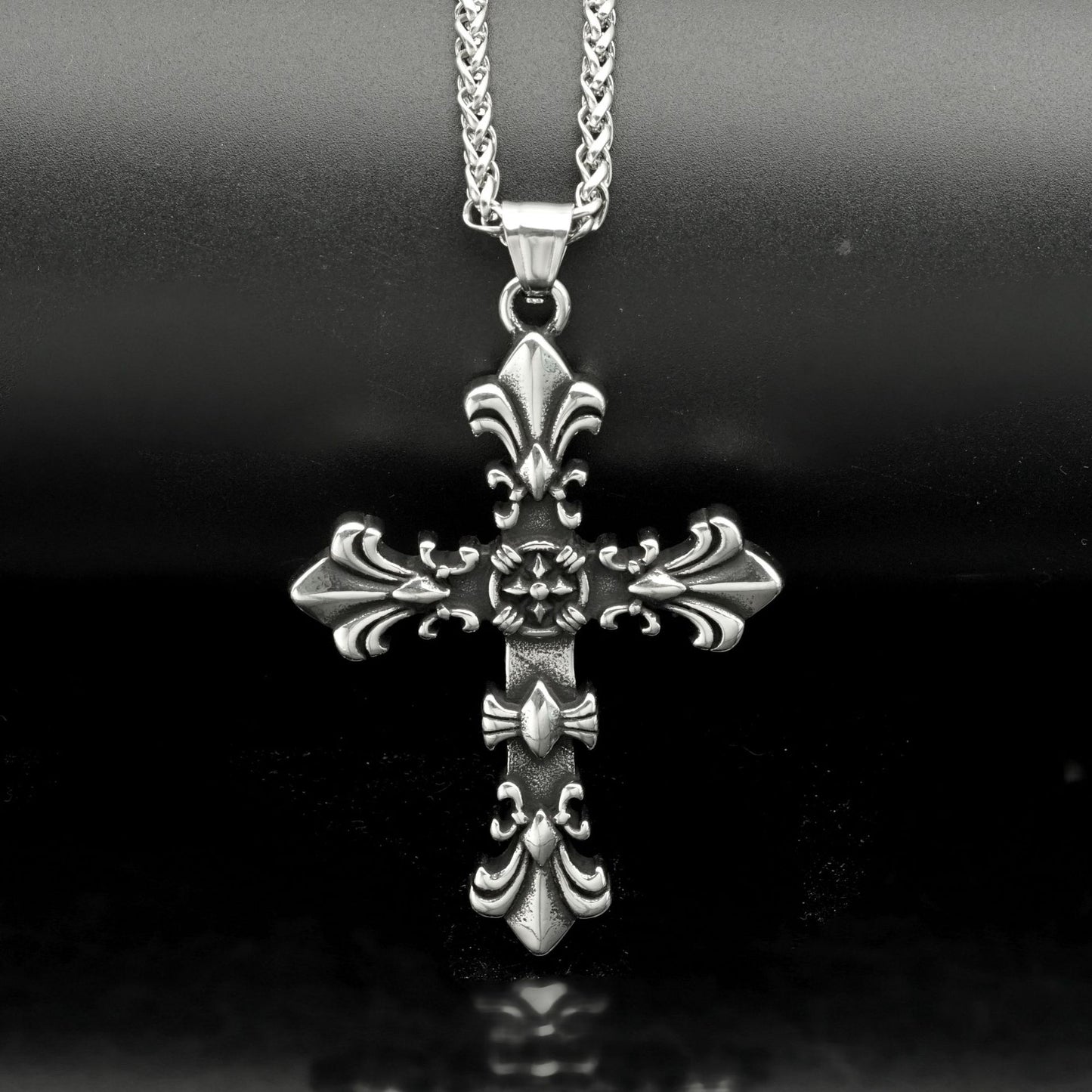Steel Necklace – Vintage Cross Pendant