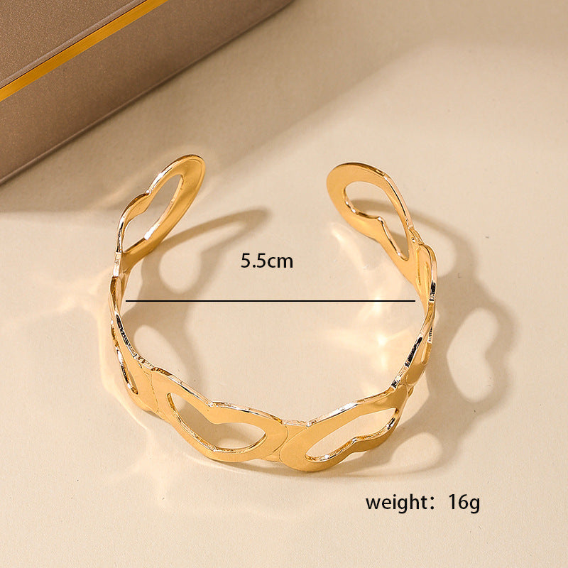 Retro Hollow Love Bracelet with Simple Design - Wholesale Fashion Jewelry for Women