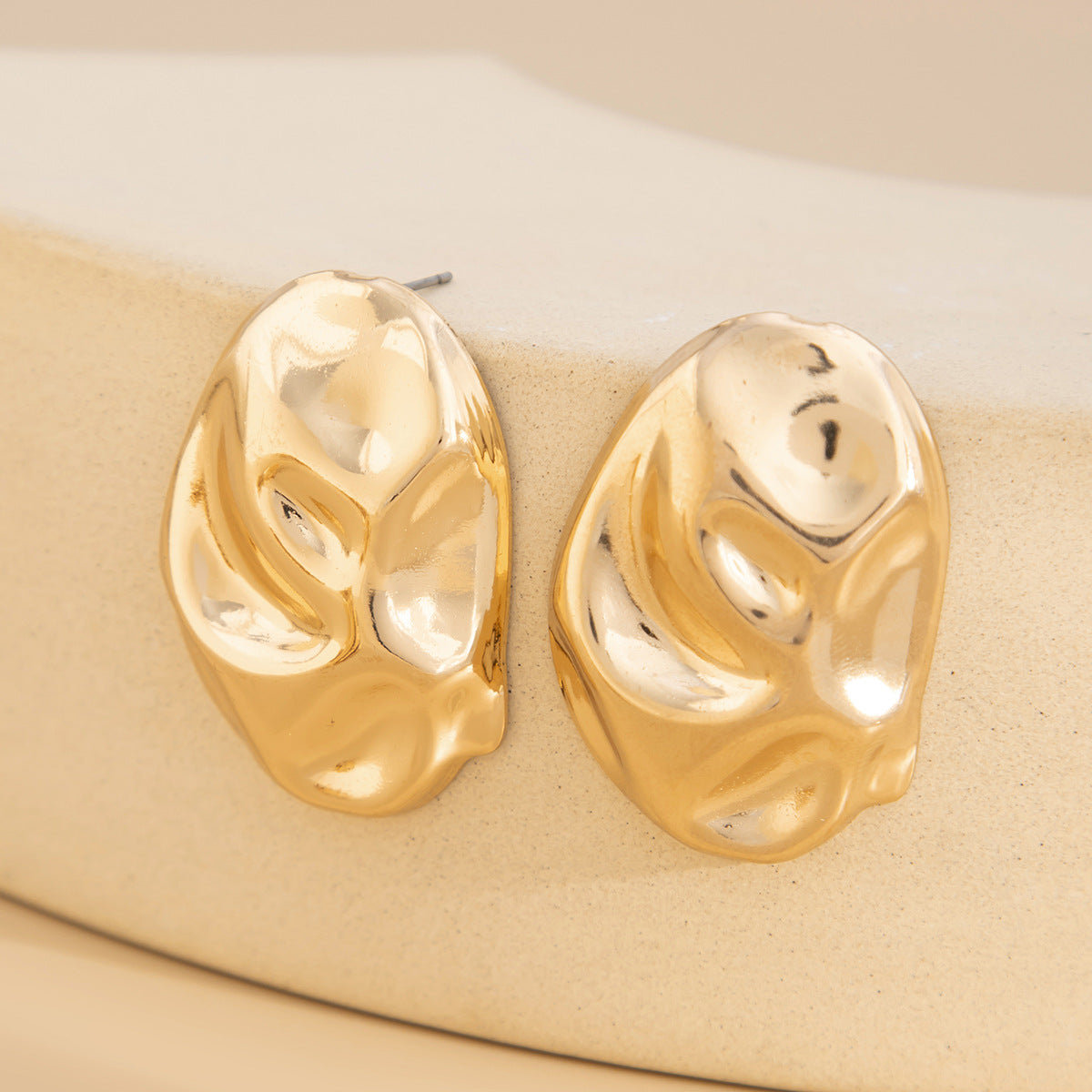 Planderful Vienna Verve Earrings – Exaggerated Asymmetrical Flower Design