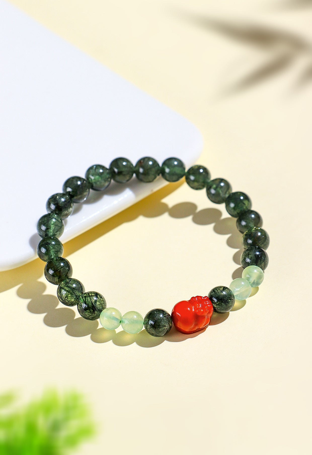 Planderful Fortune's Favor Bracelet – Elegant Natural Greenhair Grape Stone Design