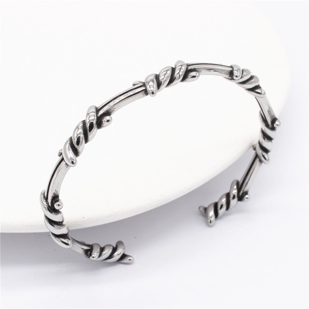 Titanium Steel Bracelet Unisex Durable Retro European American Style For Men And Women Planderful Everyday Genie