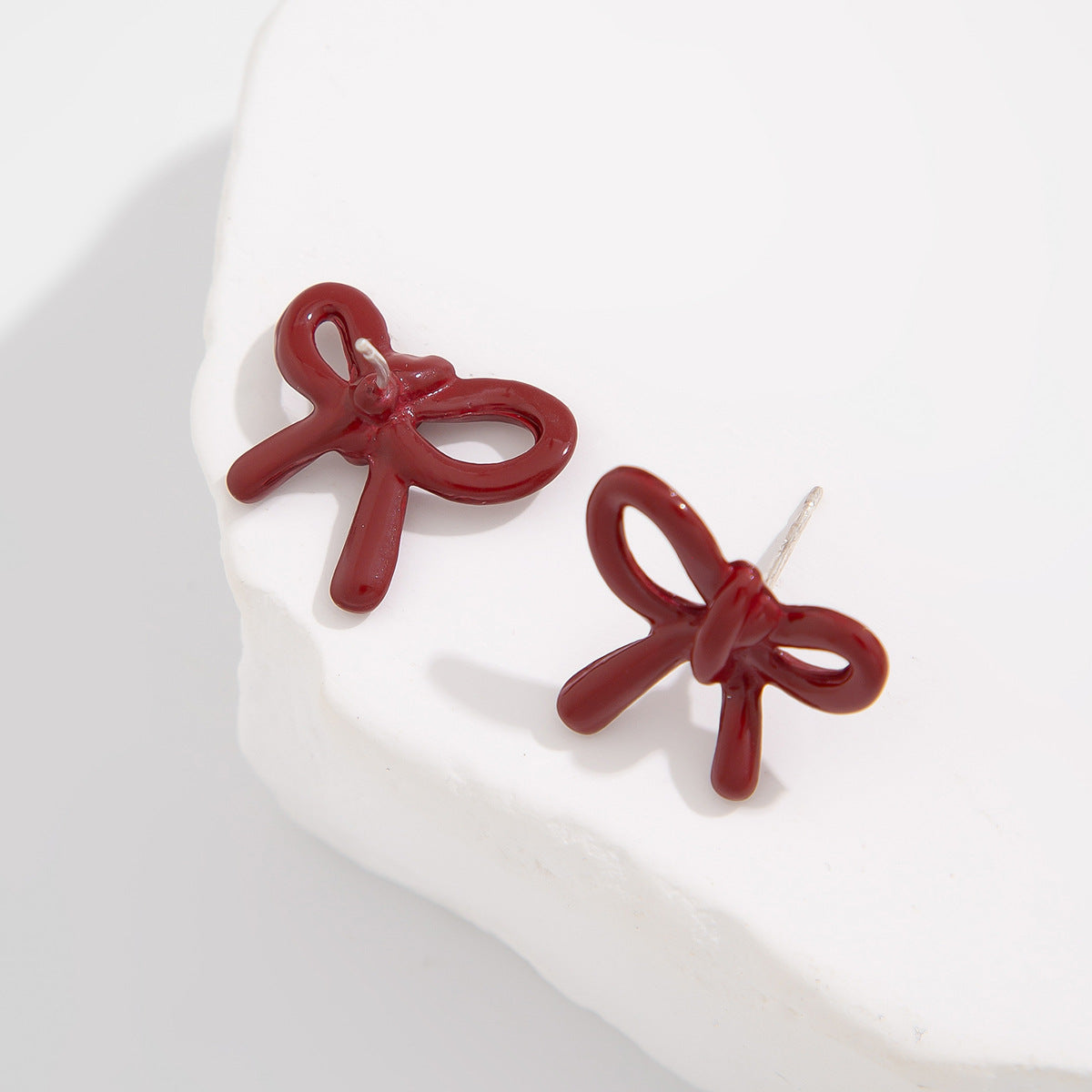 Planderful Vienna Verve Earrings – Elegant Oil Flower Bow Design