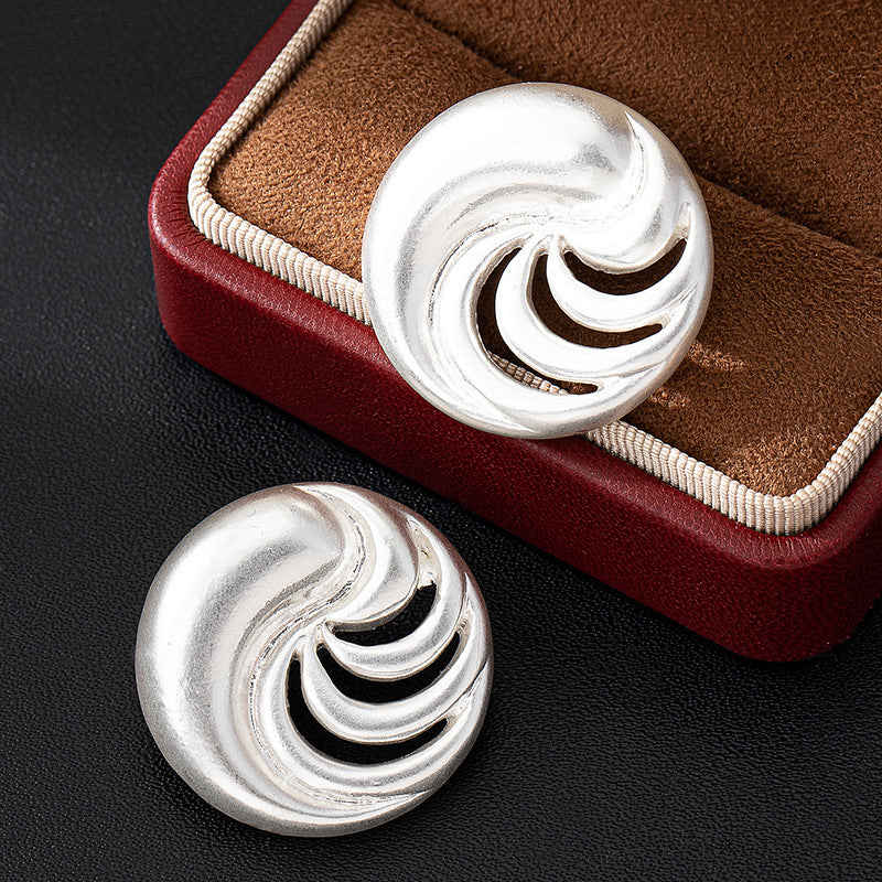 Planderful Vienna Verve Earrings – Unique Metal Vortex Design