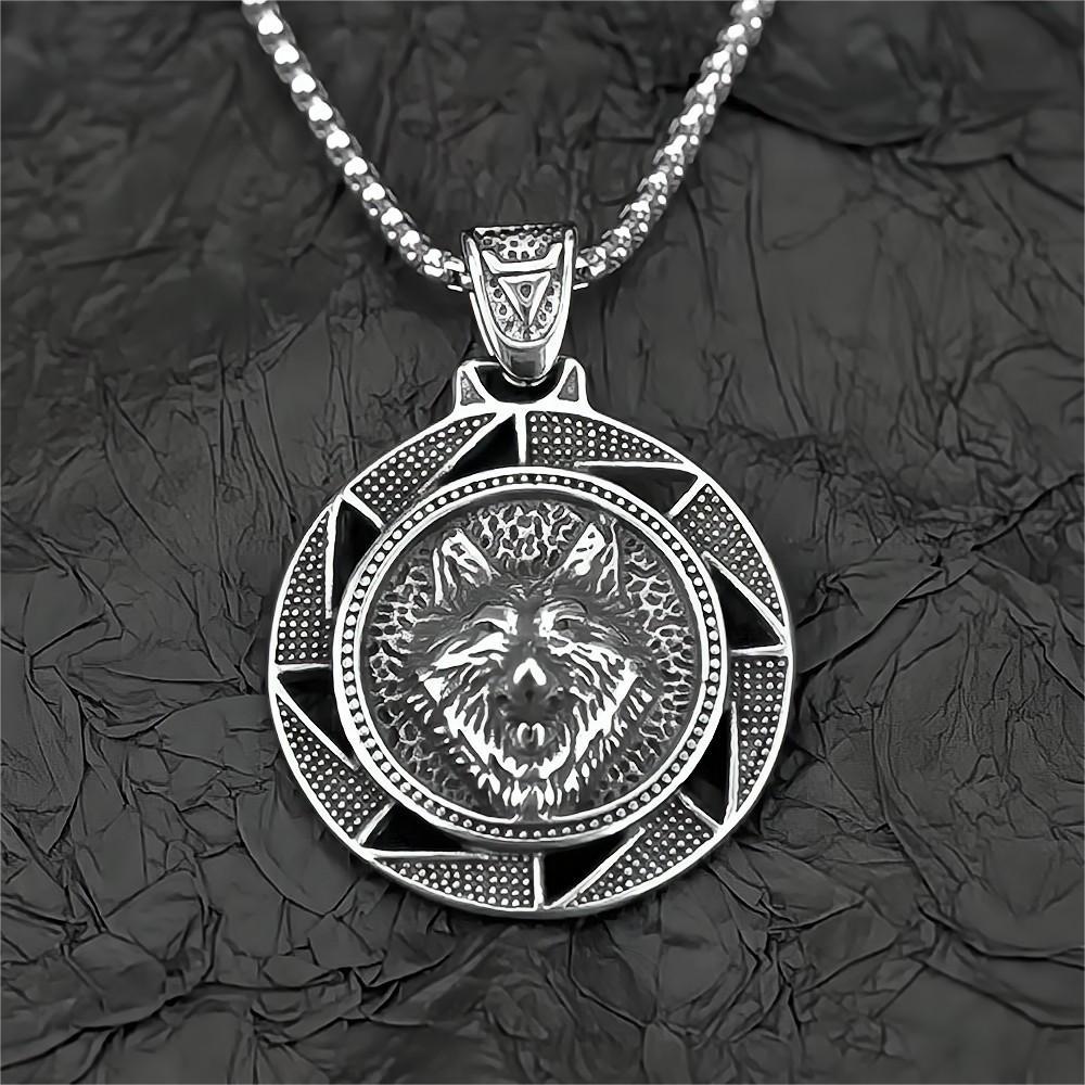 European and American Jewelry Wholesale Titanium Steel Men's Pendant Necklace Wolf Head Retro Hip-Hop Design