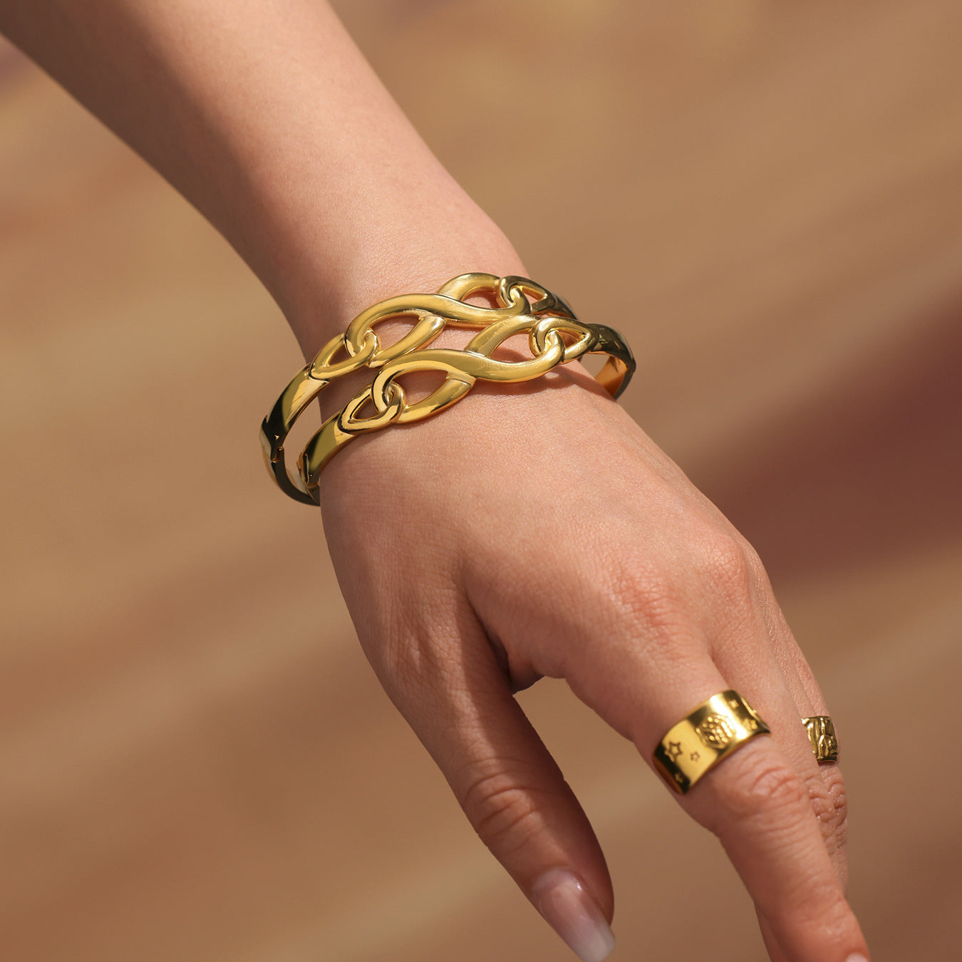 Planderful 8 Character Personalized Bracelet For Women