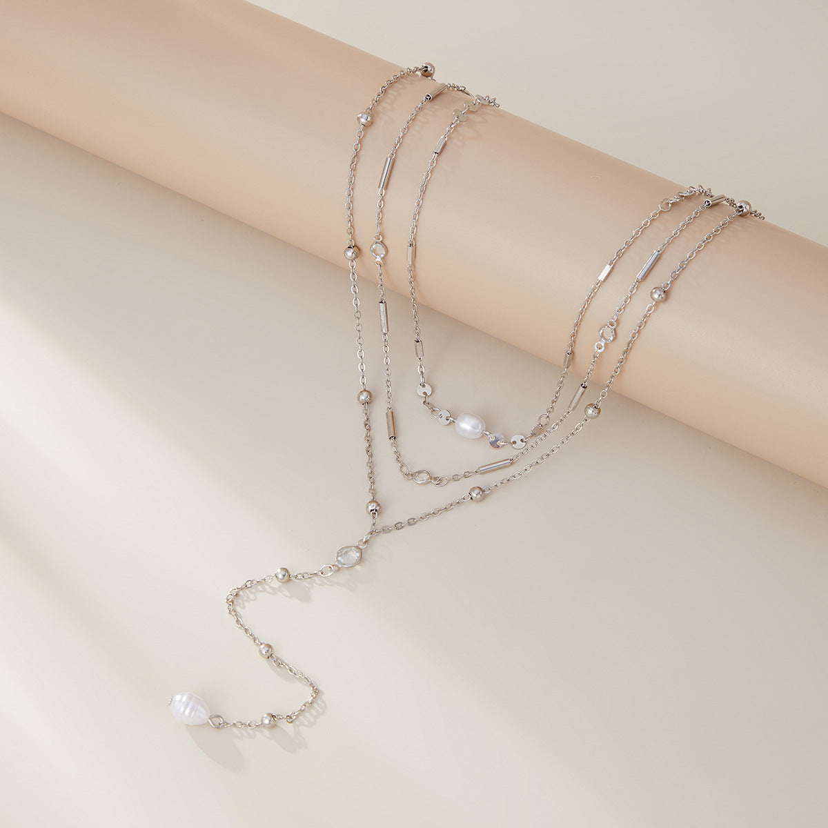 Planderful Vienna Verve Necklace – Elegant Geometric Y-Shaped Design