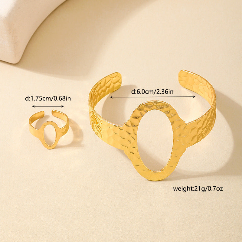 Stylish Leopard Print Metal Bracelet and Ring Set for Women