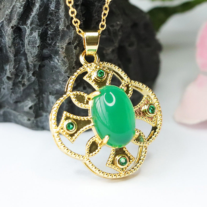 Imperial Green Chalcedony Oval Clover Necklace