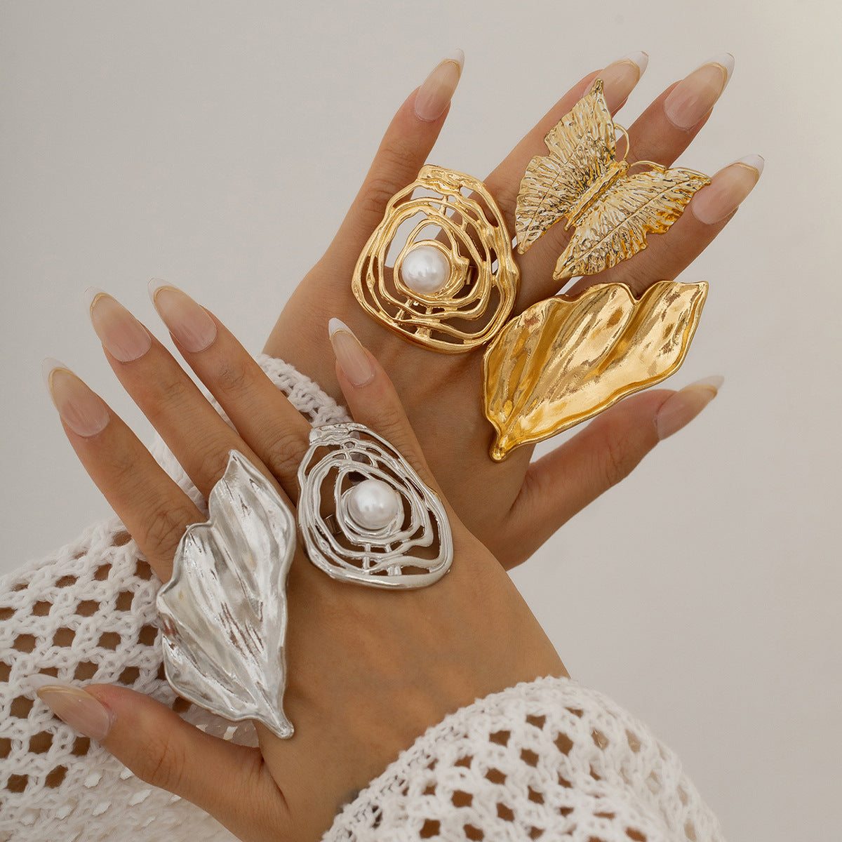 Planderful Vienna Verve Ring – Irregular Winding Design with Imitation Pearl